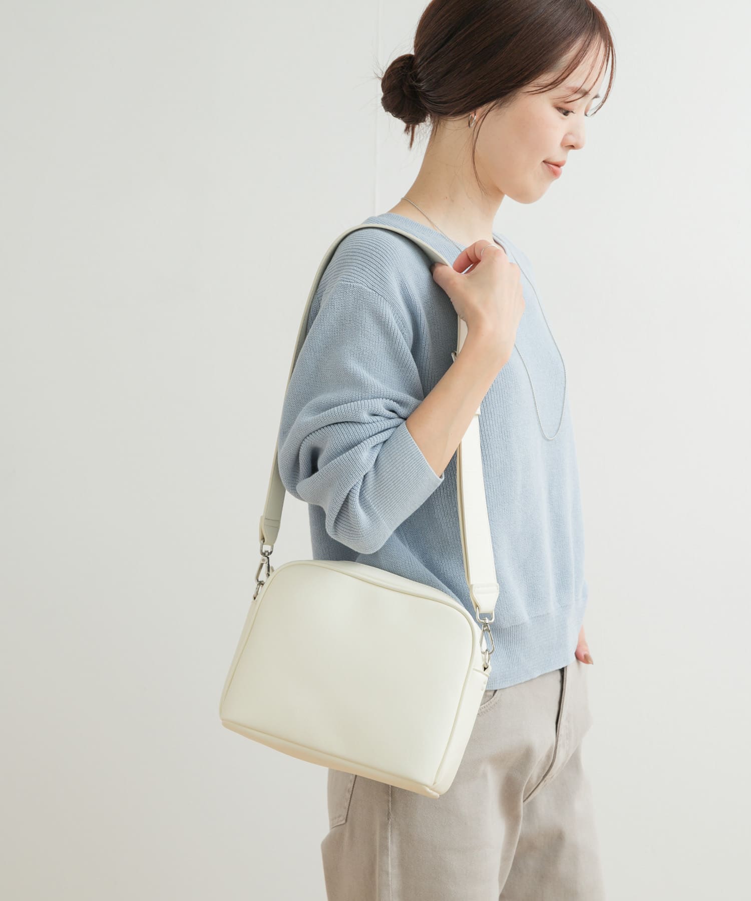 2WAYスクエアショルダーバッグ IVORY one