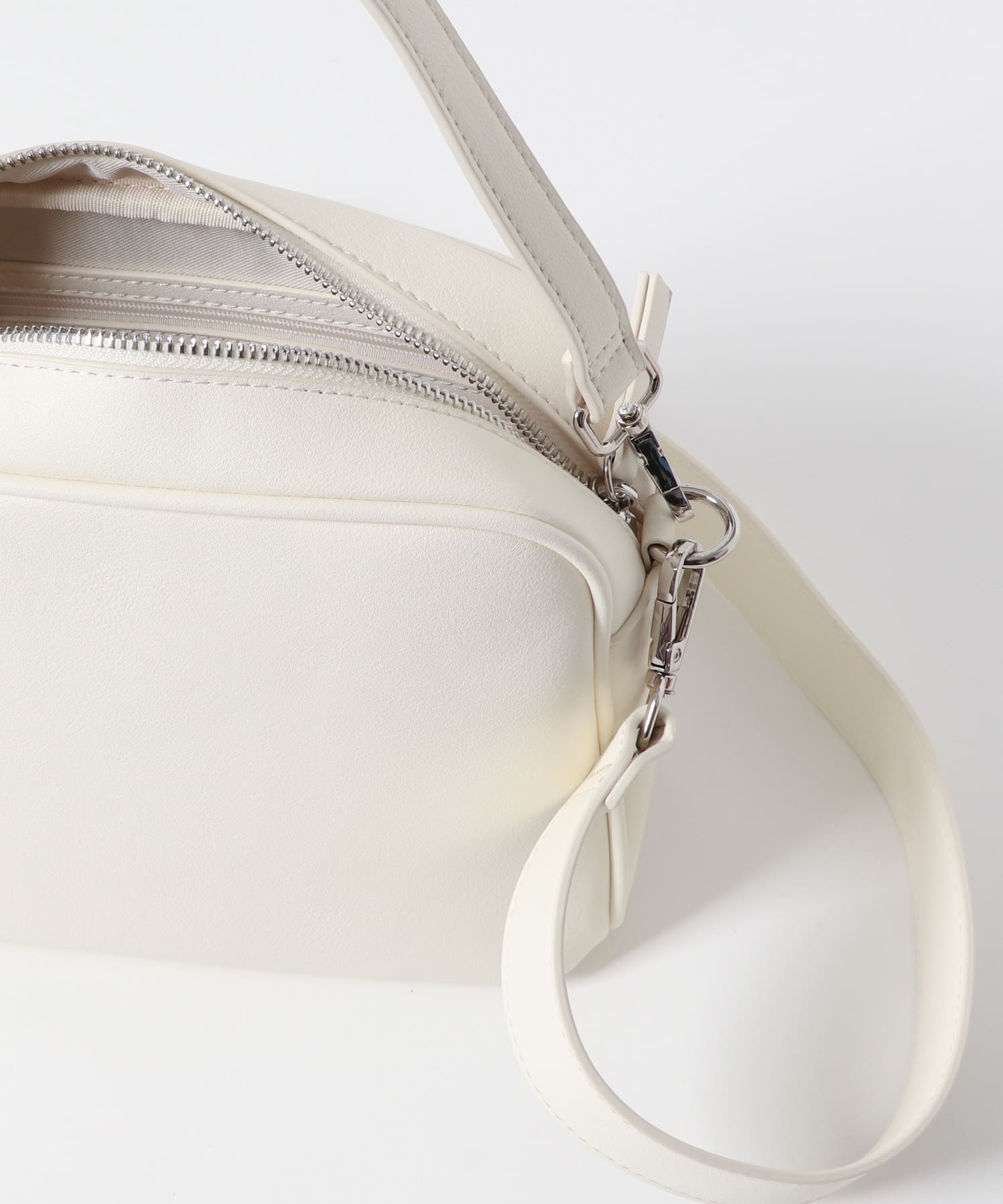 2WAYスクエアショルダーバッグ IVORY one