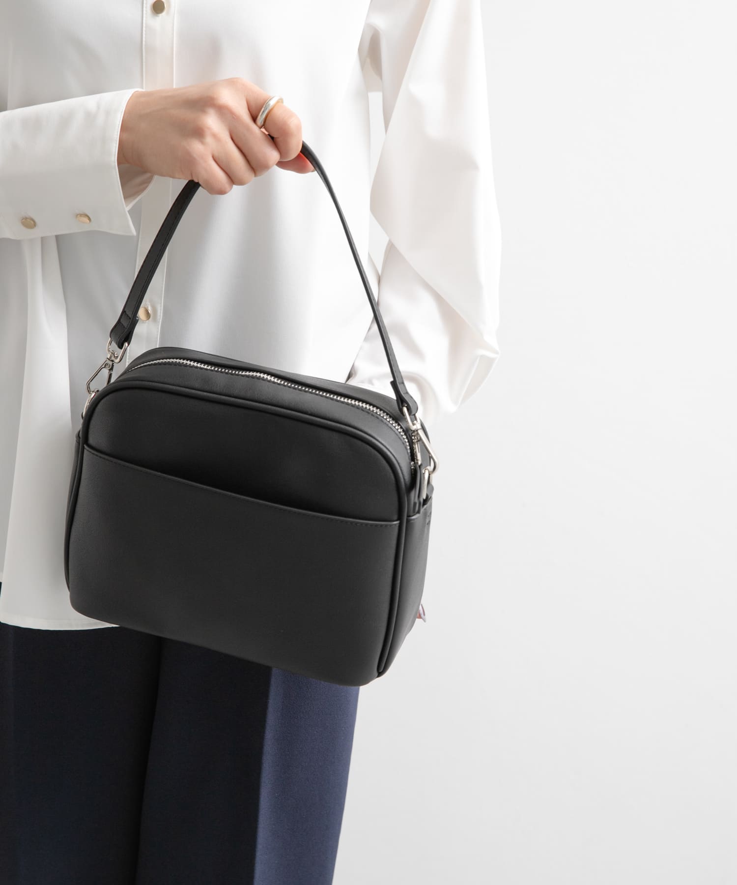 2WAYスクエアショルダーバッグ BLACK one