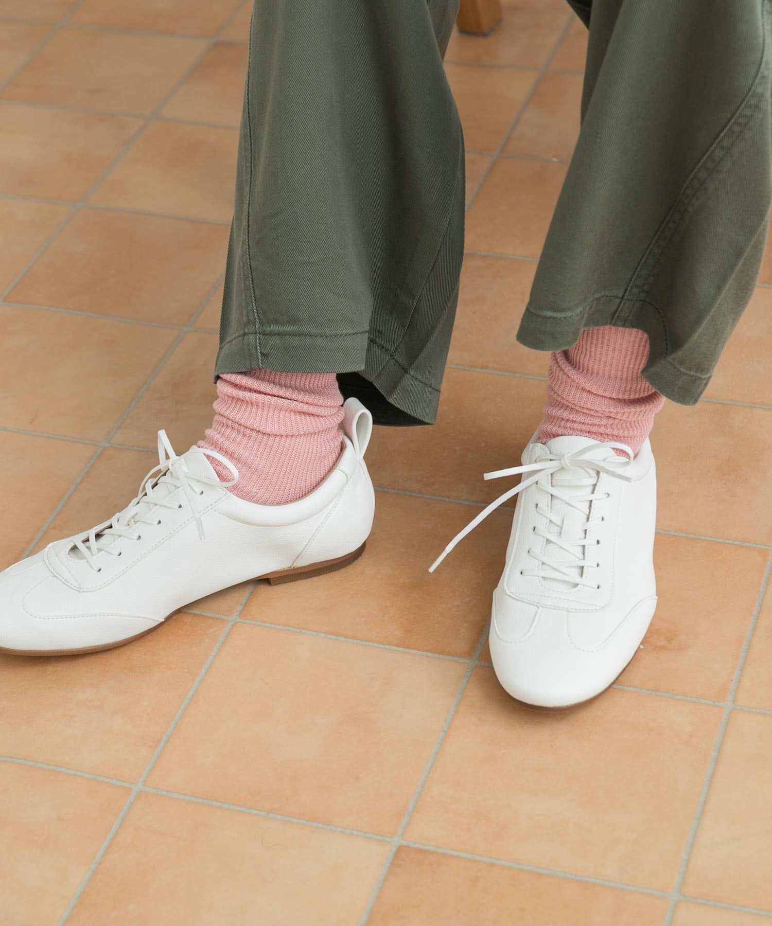ライトウェイトレースアップシューズ WHITE 36
