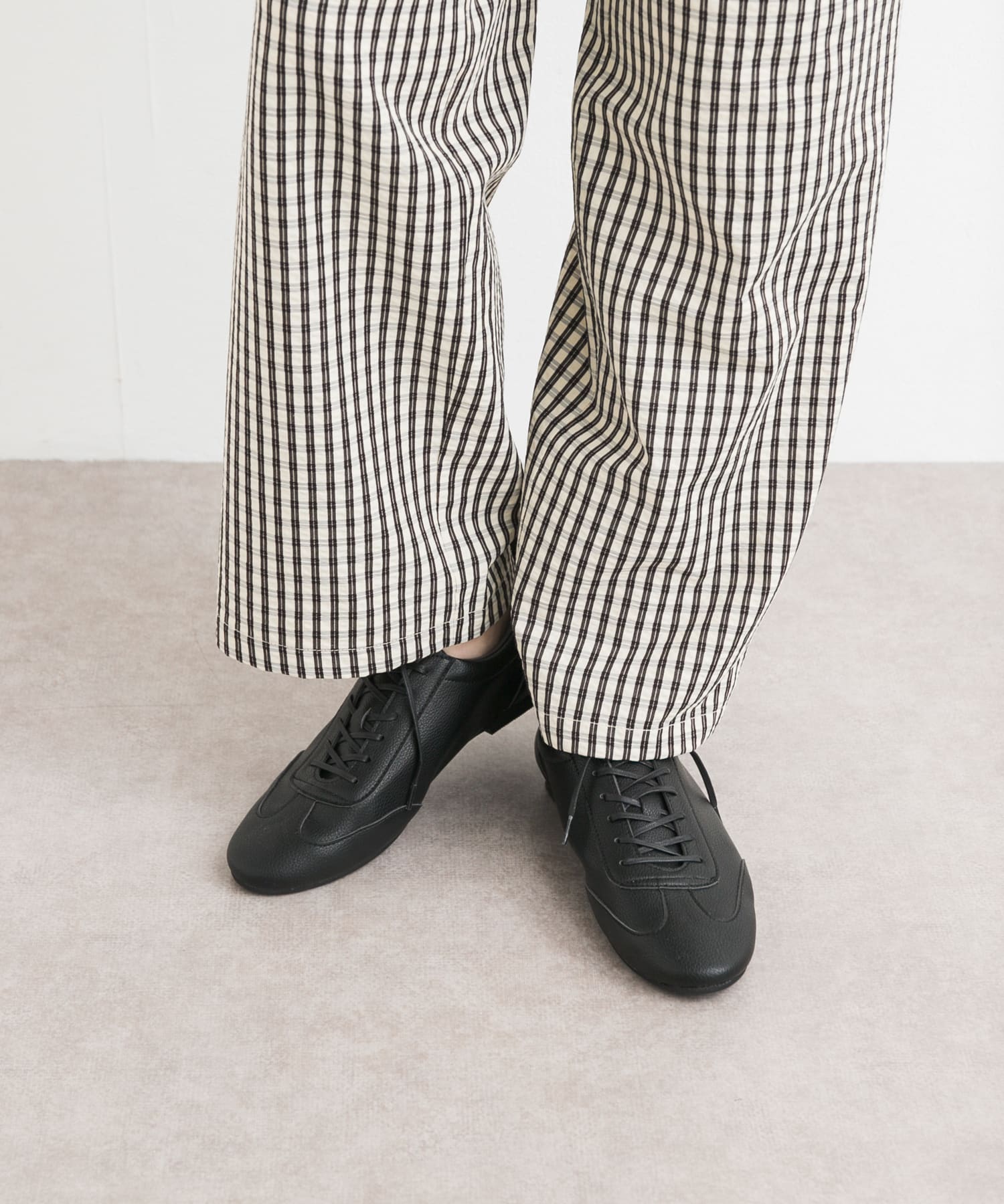 ライトウェイトレースアップシューズ BLACK 36