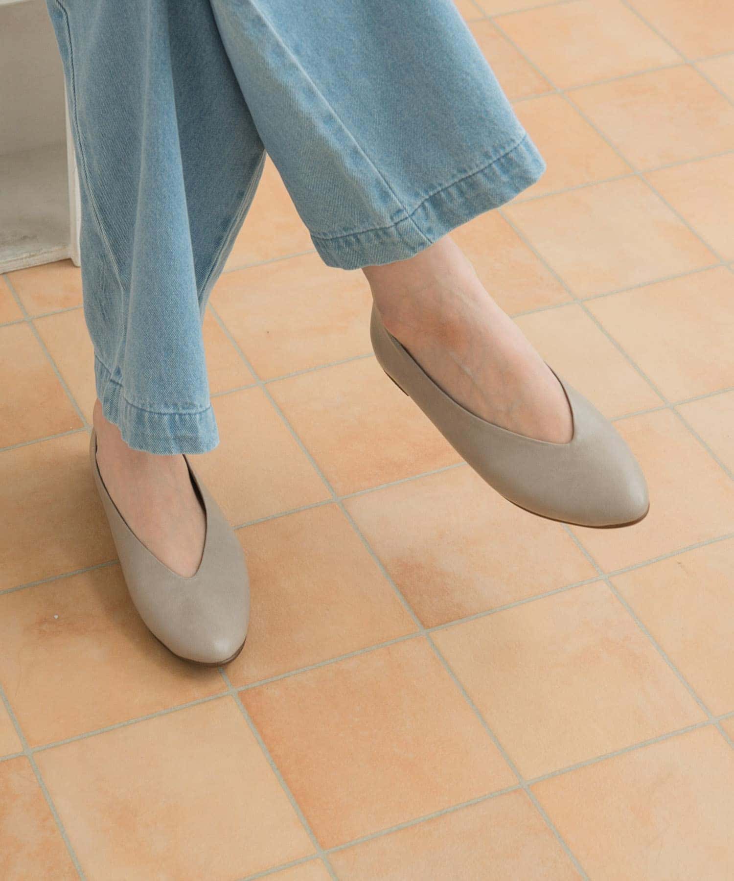 Vカットパンプス GREGE 35