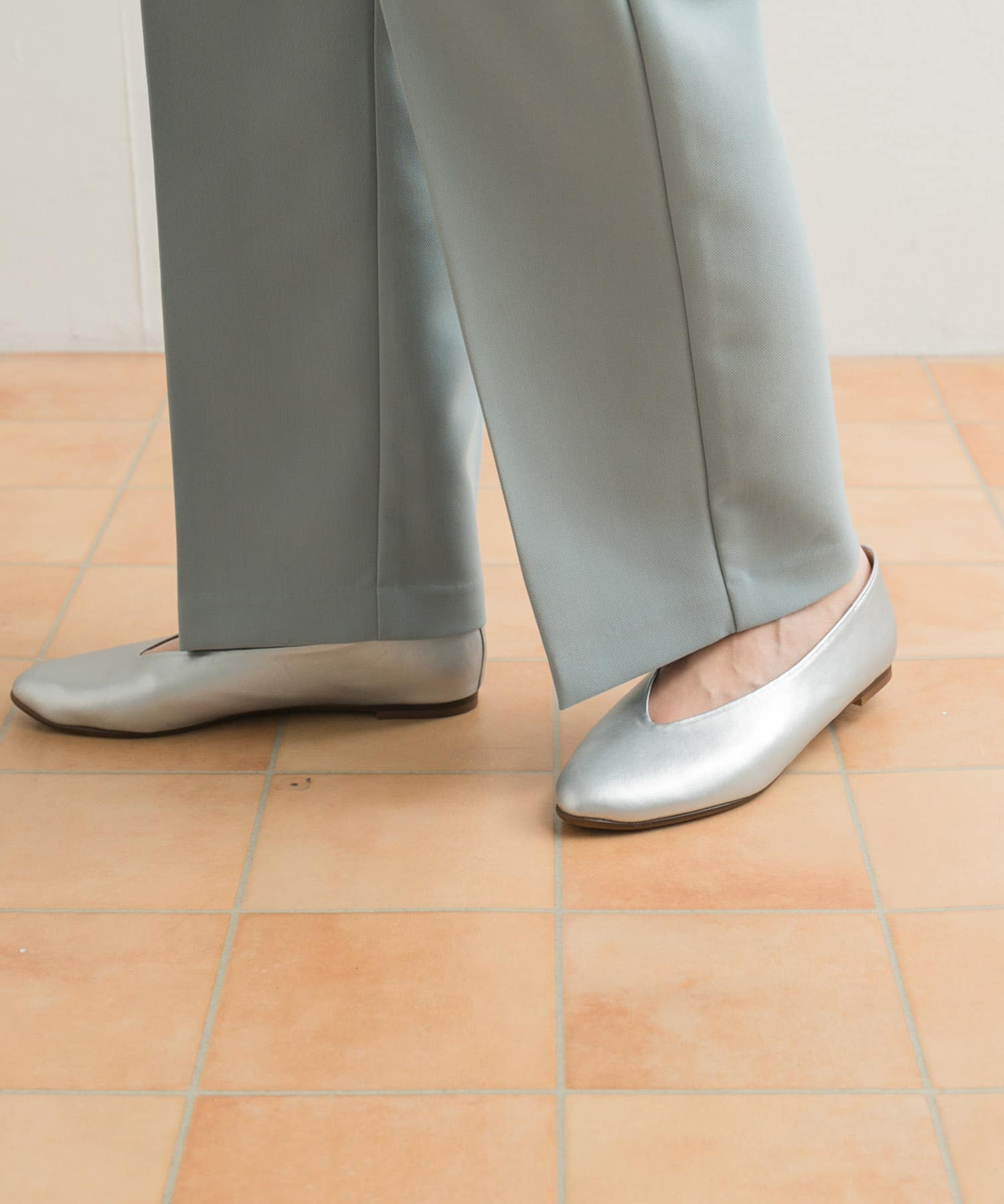 Vカットパンプス SILVER 35