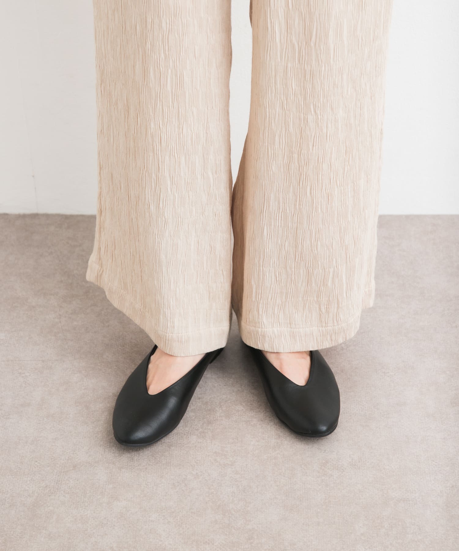 Vカットパンプス BLACK 35