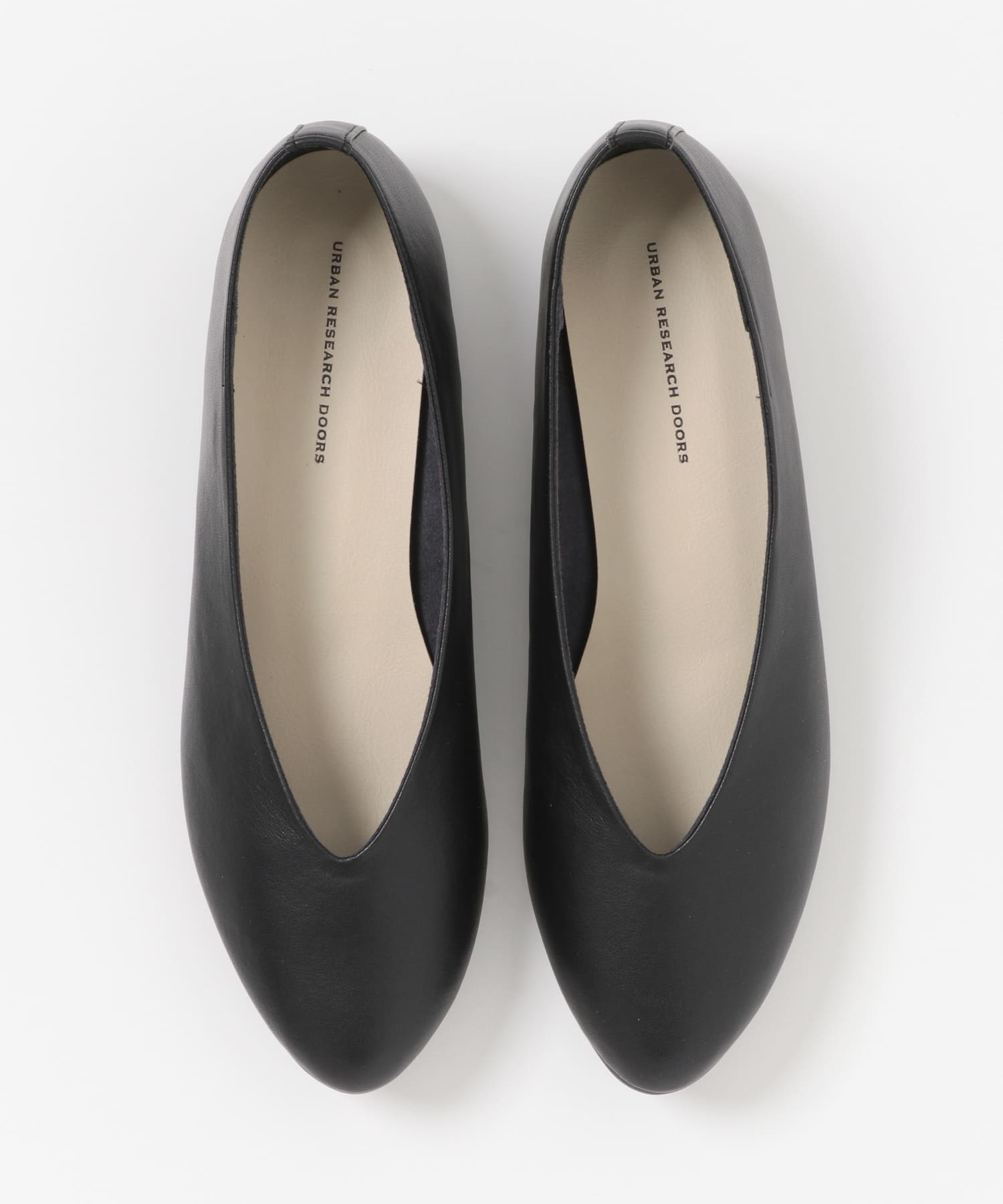 Vカットパンプス BLACK 35