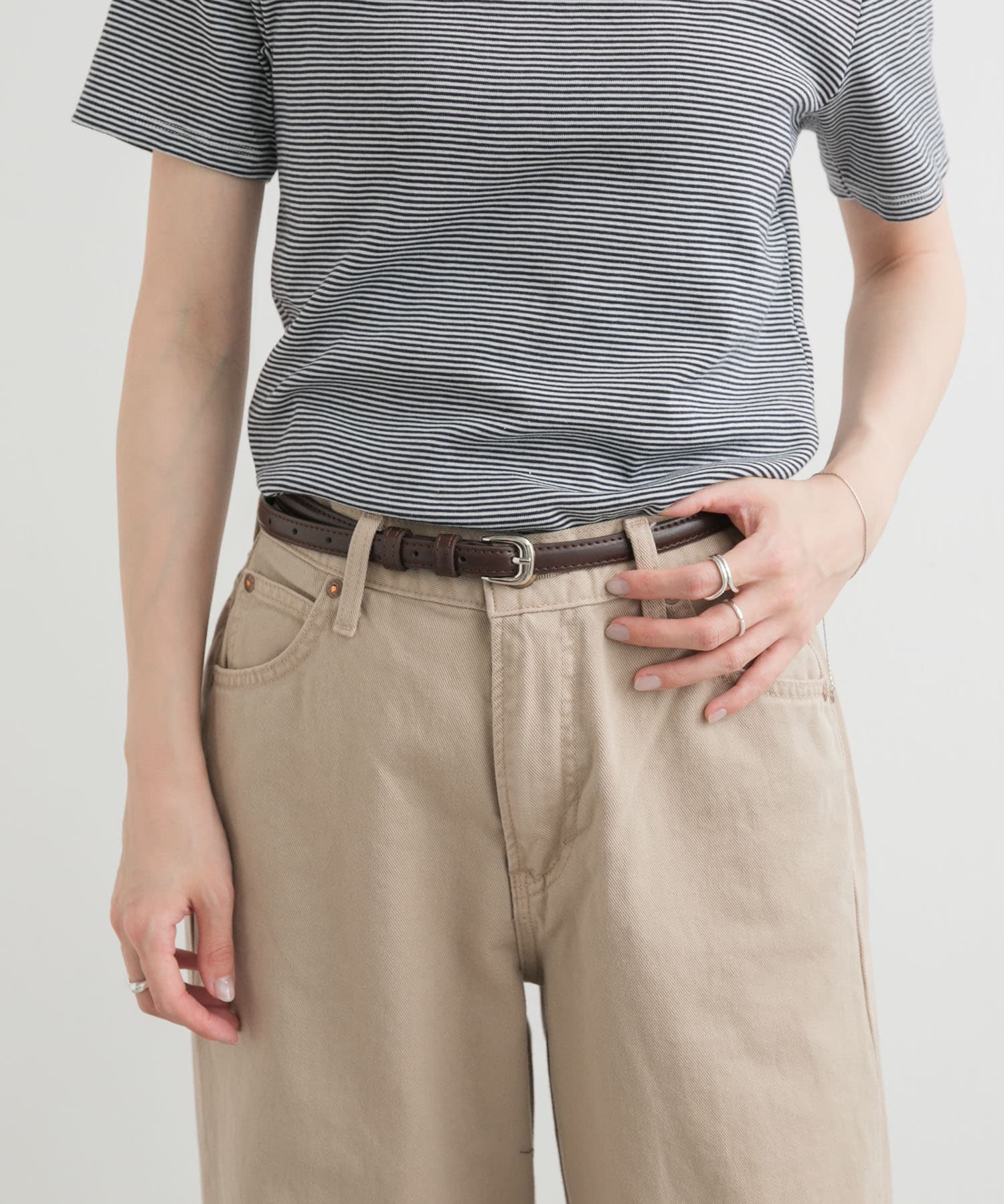 穴ありベルト BROWN One