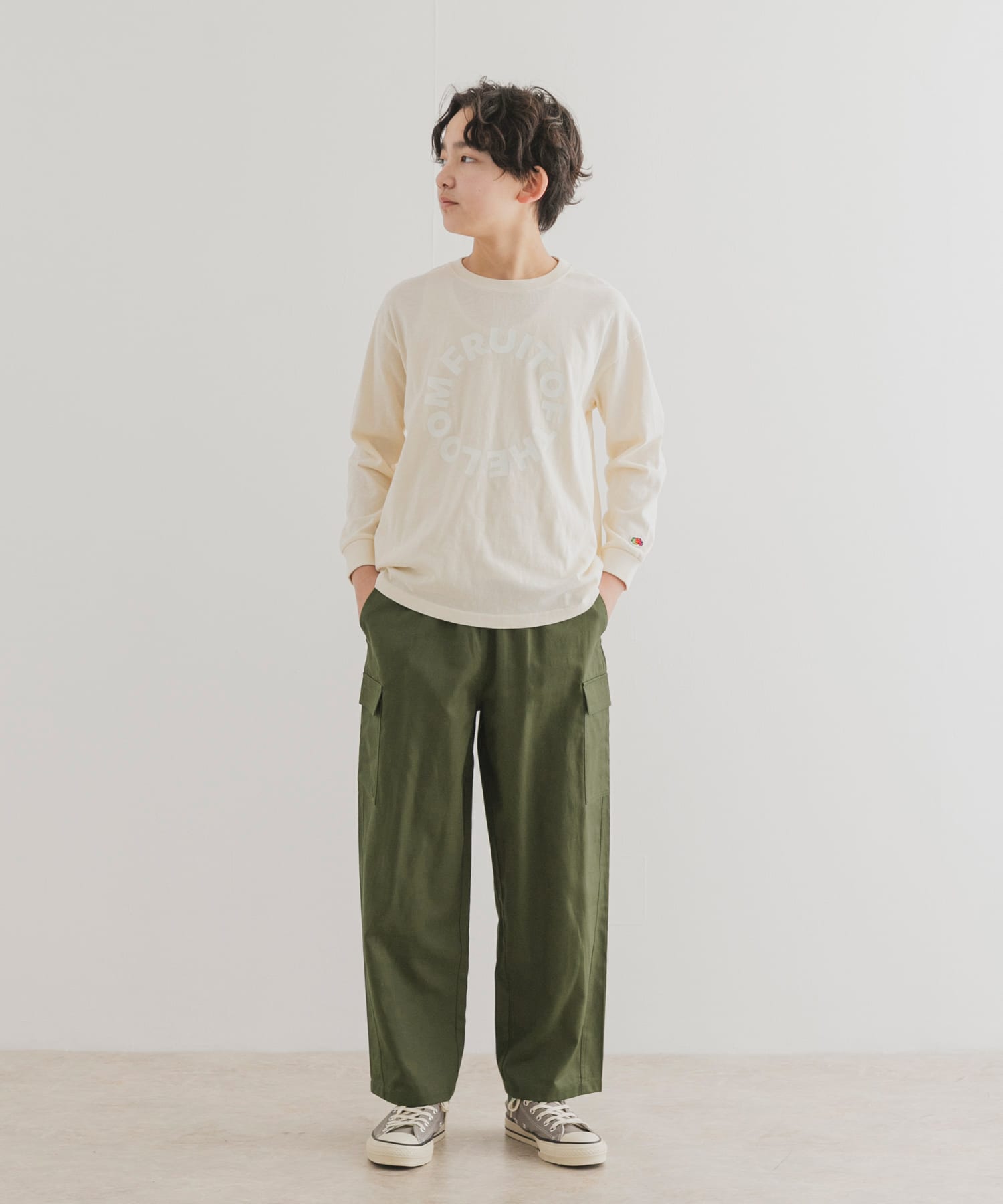 KHAKI