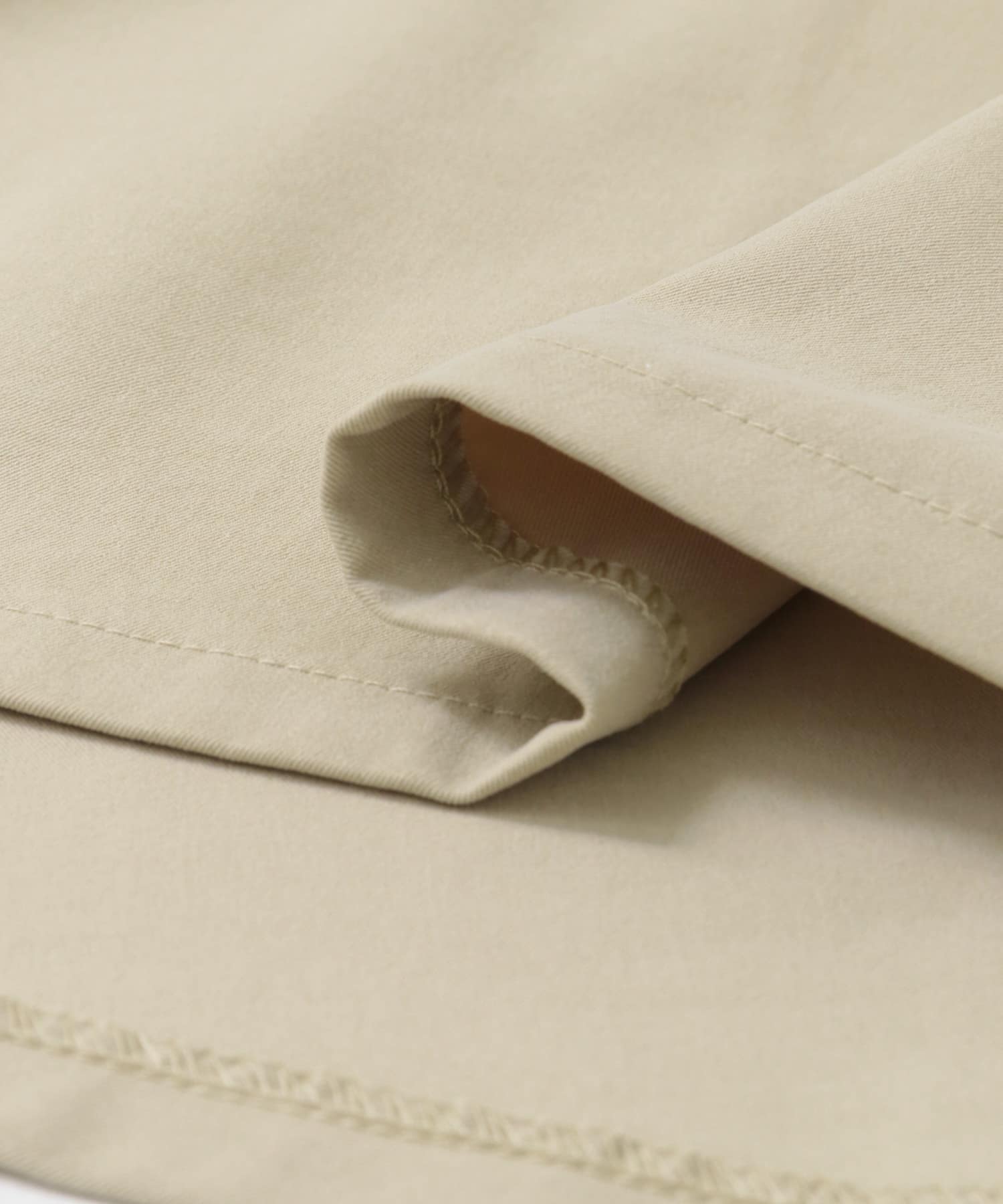 L.BEIGE