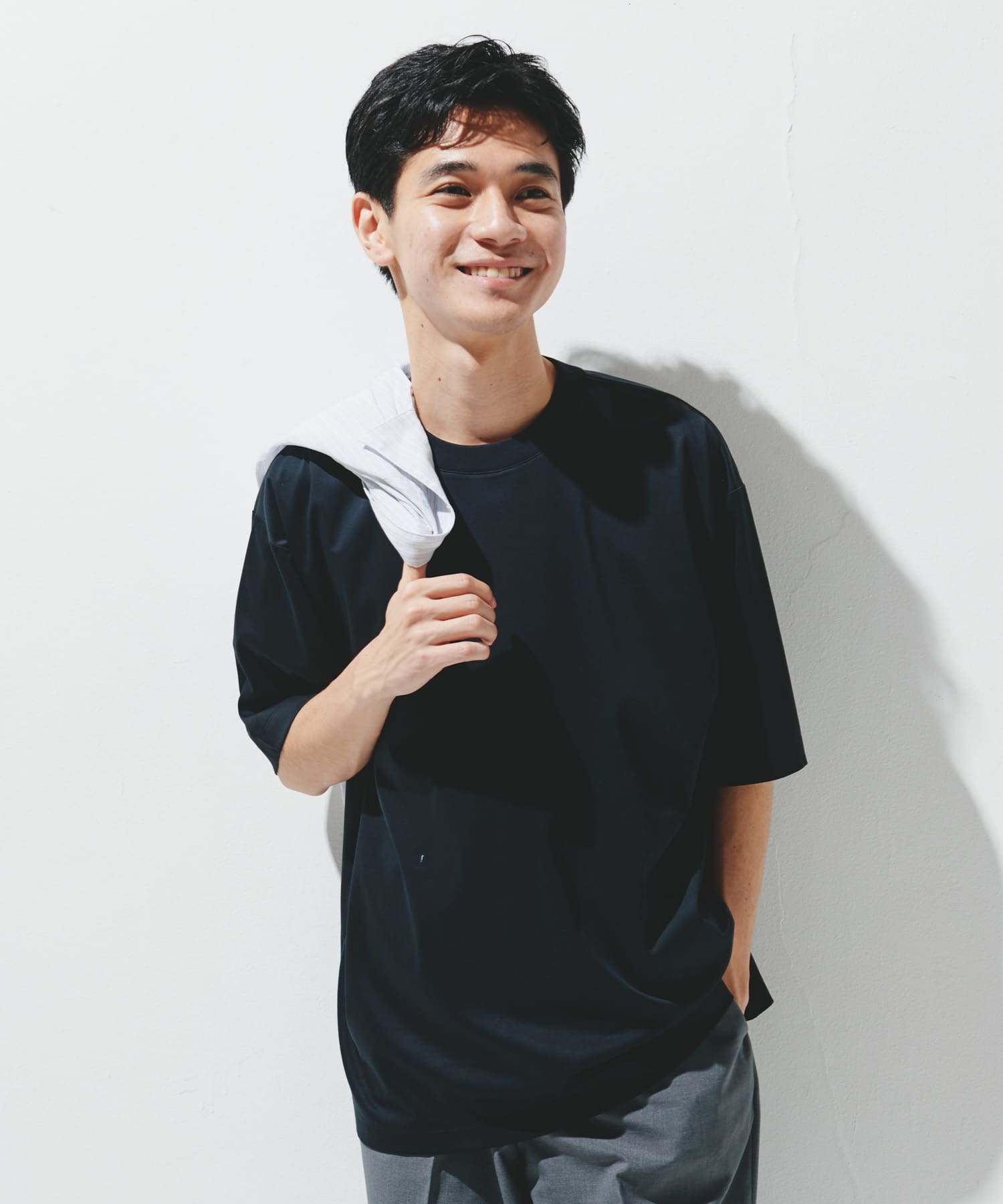 『UR TECH』サマシェア クルーネックTシャツ