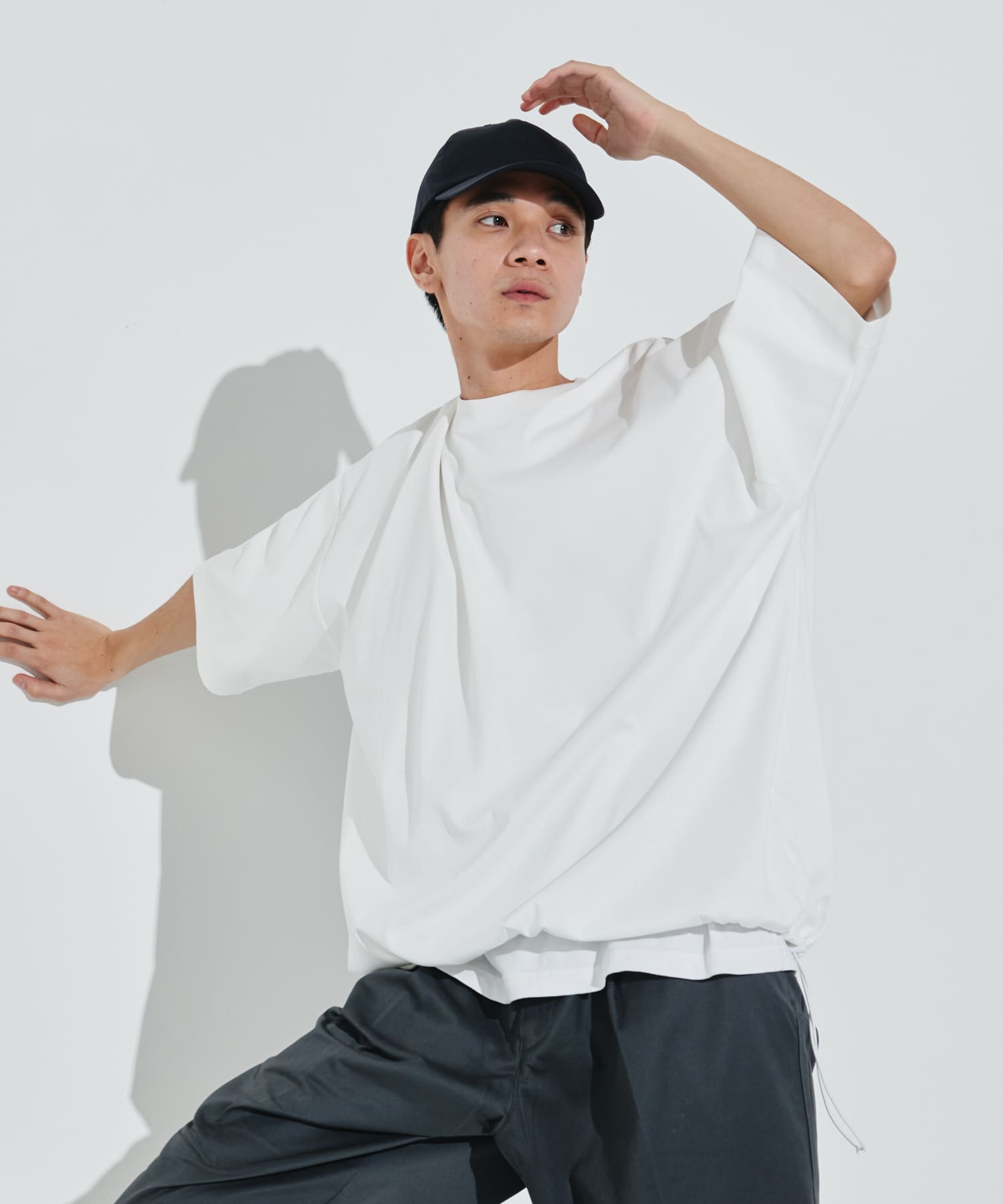 『仁村紗和さん着用』『UR TECH』サマシェア ドロストTシャツ