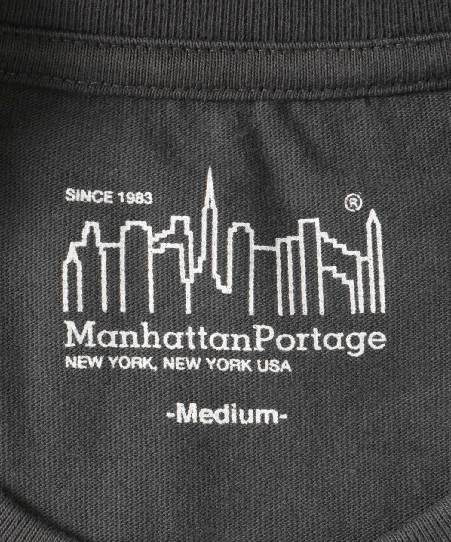 『別注』MANHATTAN PORTAGE×DOORS　1ポイントプリントTシャツ CHARCOAL M