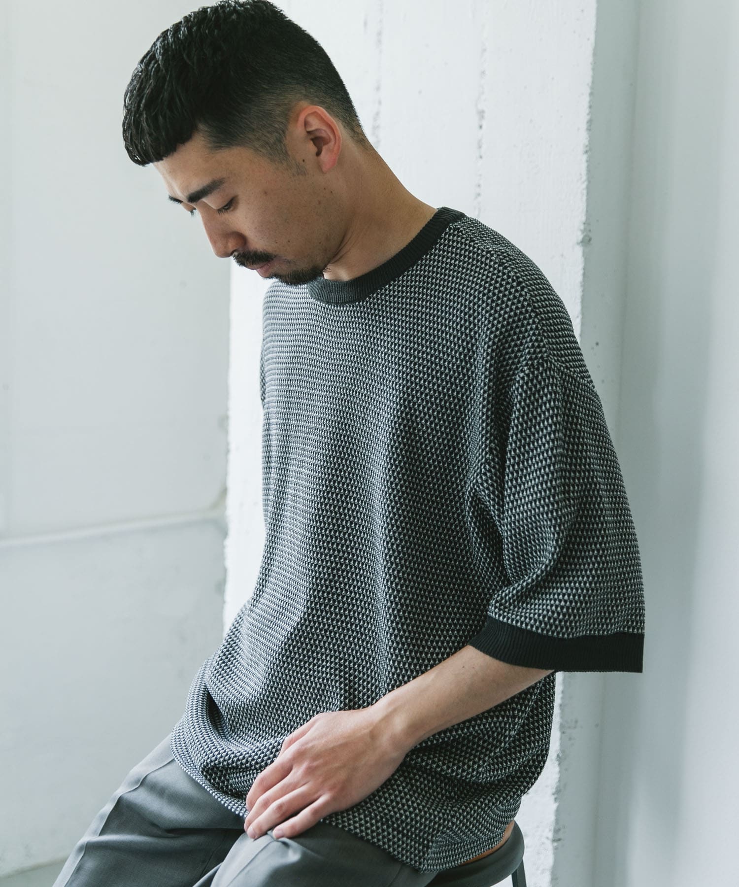 DARK GRAY