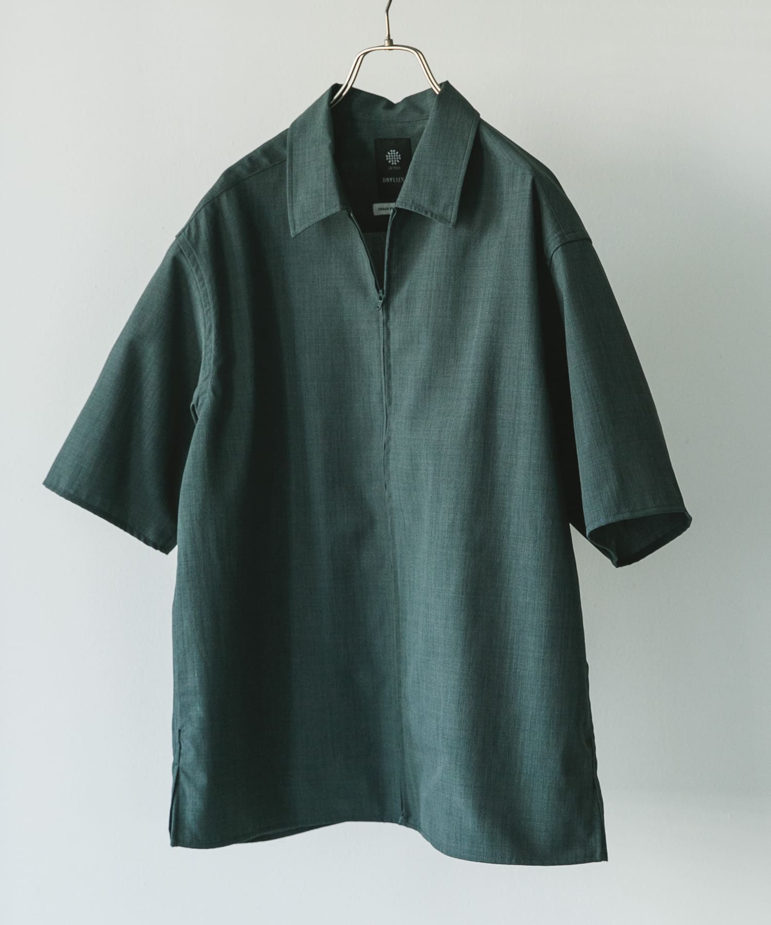 『UR TECH DRYLUXE』ZIP SHIRTS BLUE GREEN M