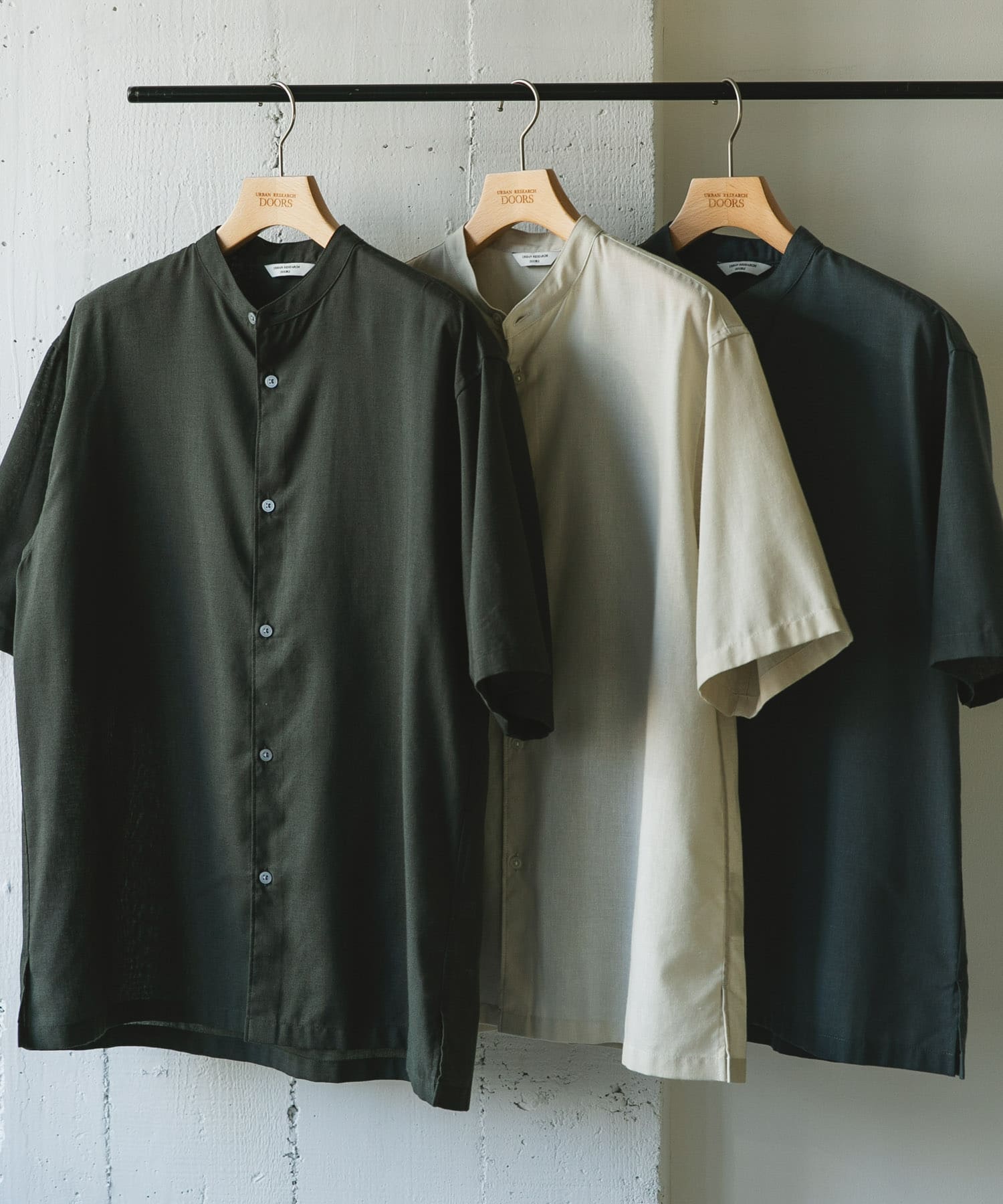 『XLサイズ/WEB限定』『UR TECH 高機能リネン』バンドカラーシャツ DARK GREEN L