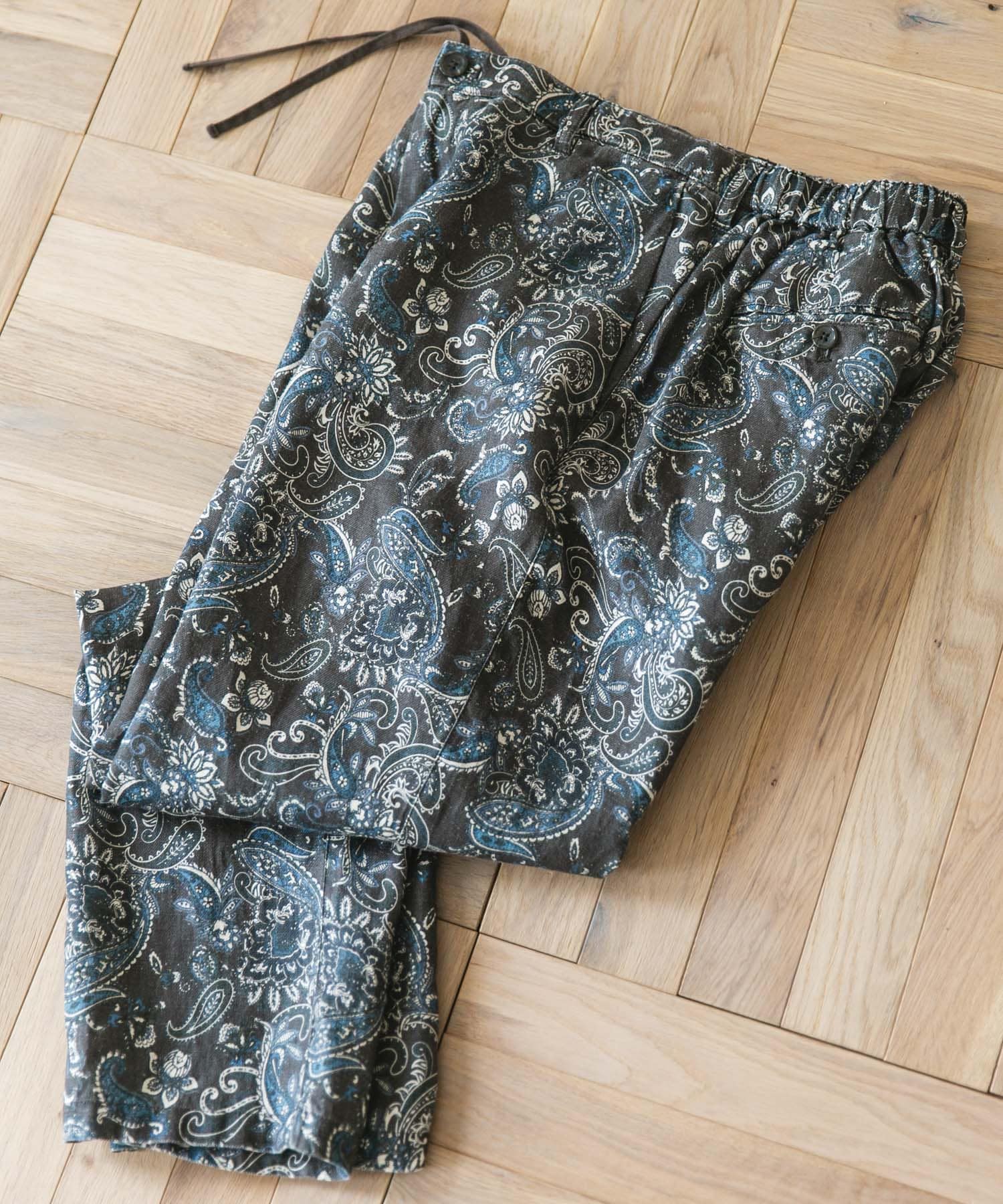 PAISLEY