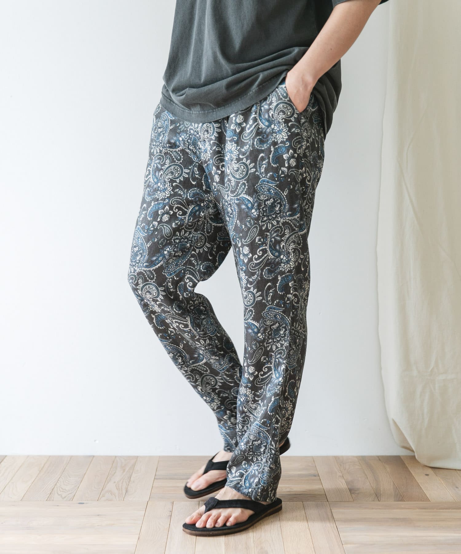 PAISLEY