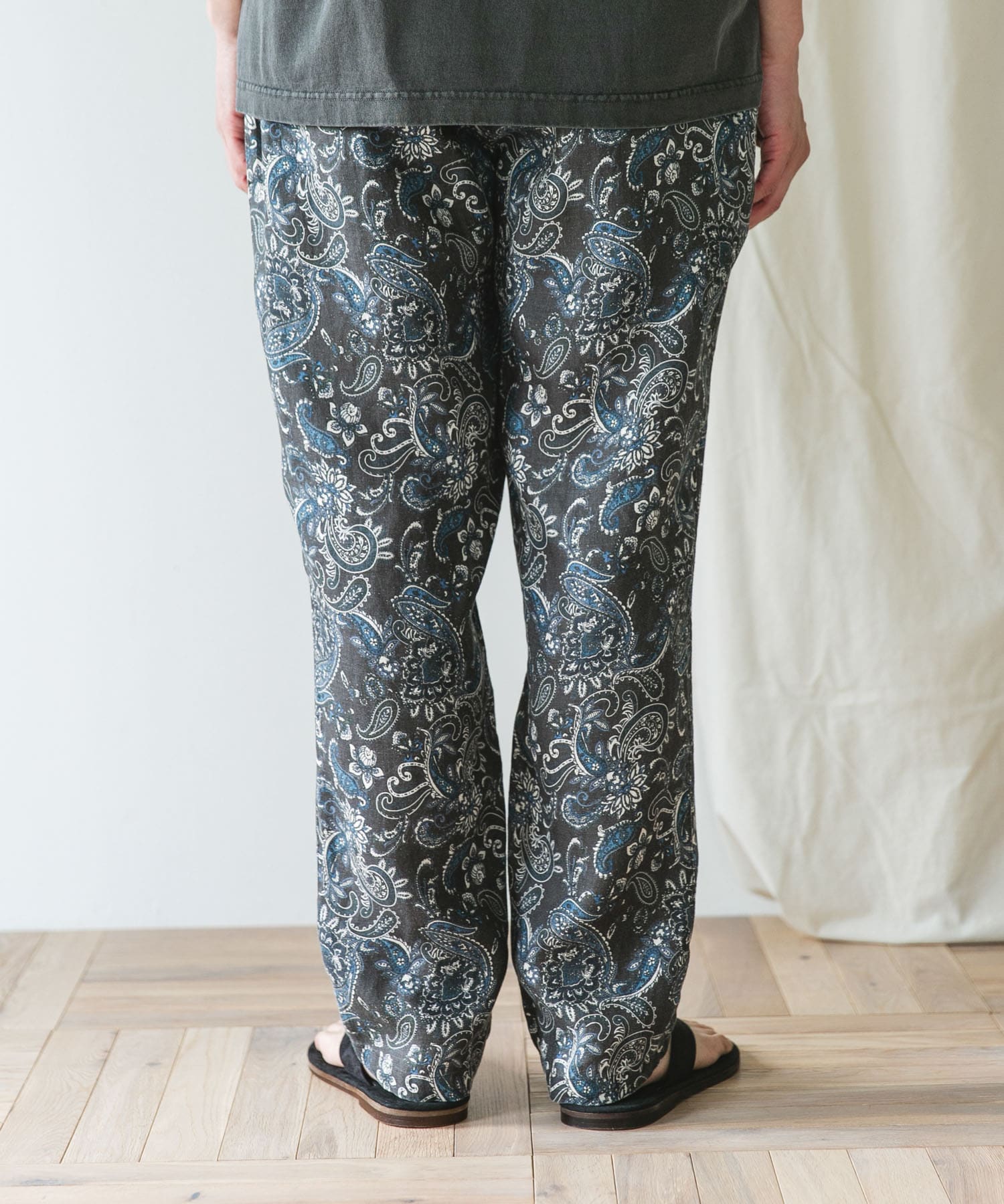 PAISLEY
