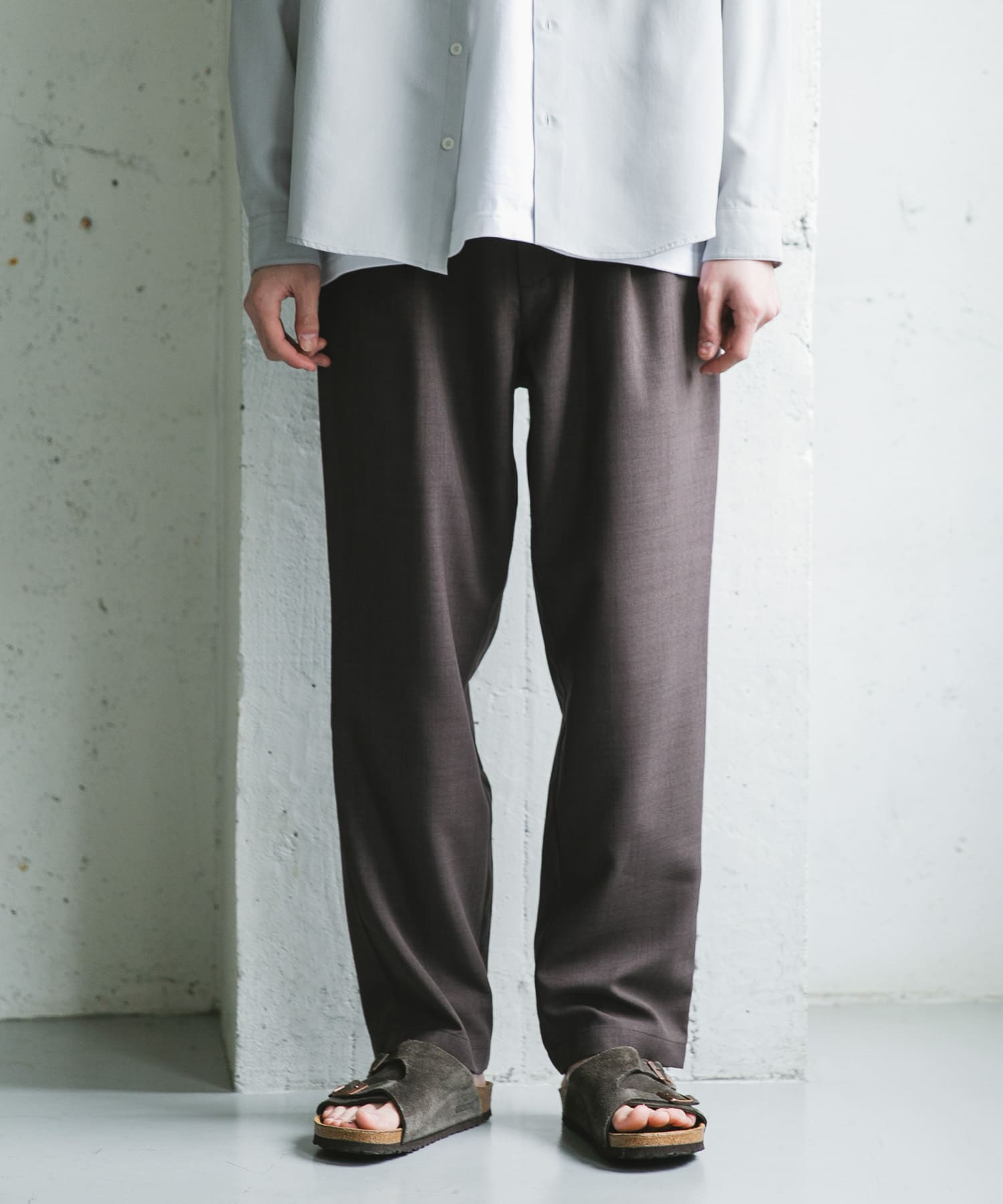 LIGHTBROWN