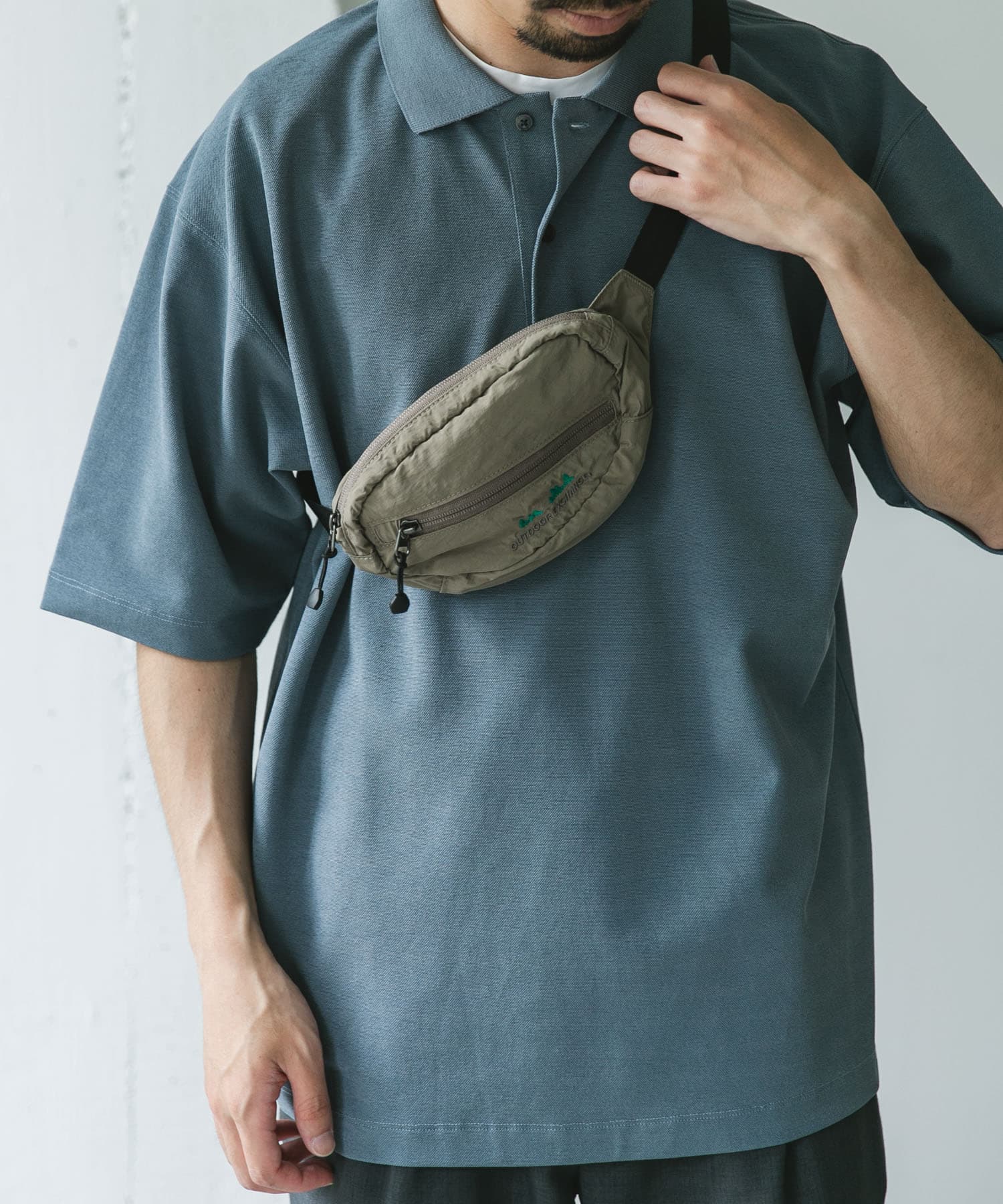 OUTDOOR EXCHANGE ショルダー SAND -