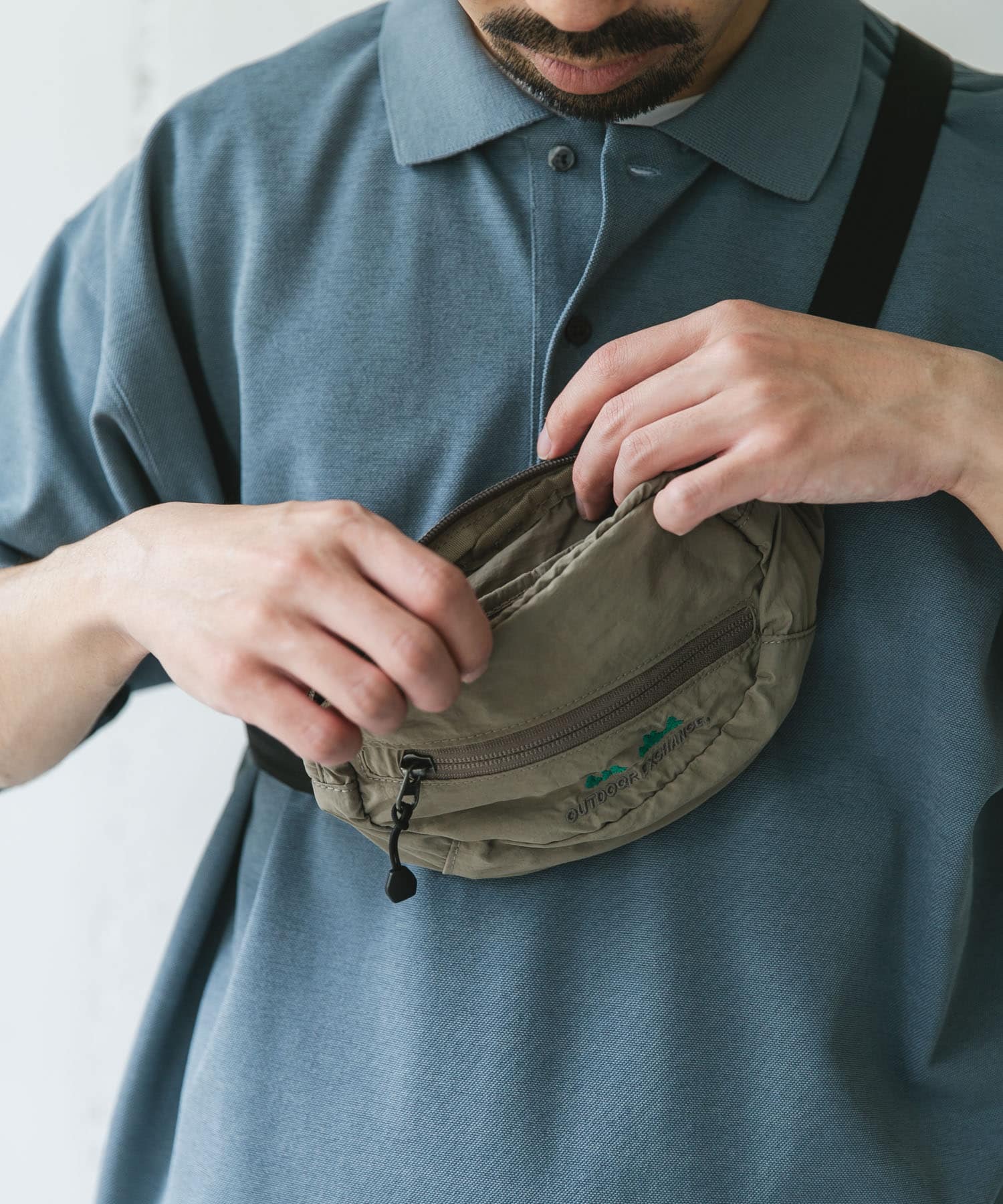 OUTDOOR EXCHANGE ショルダー SAND -