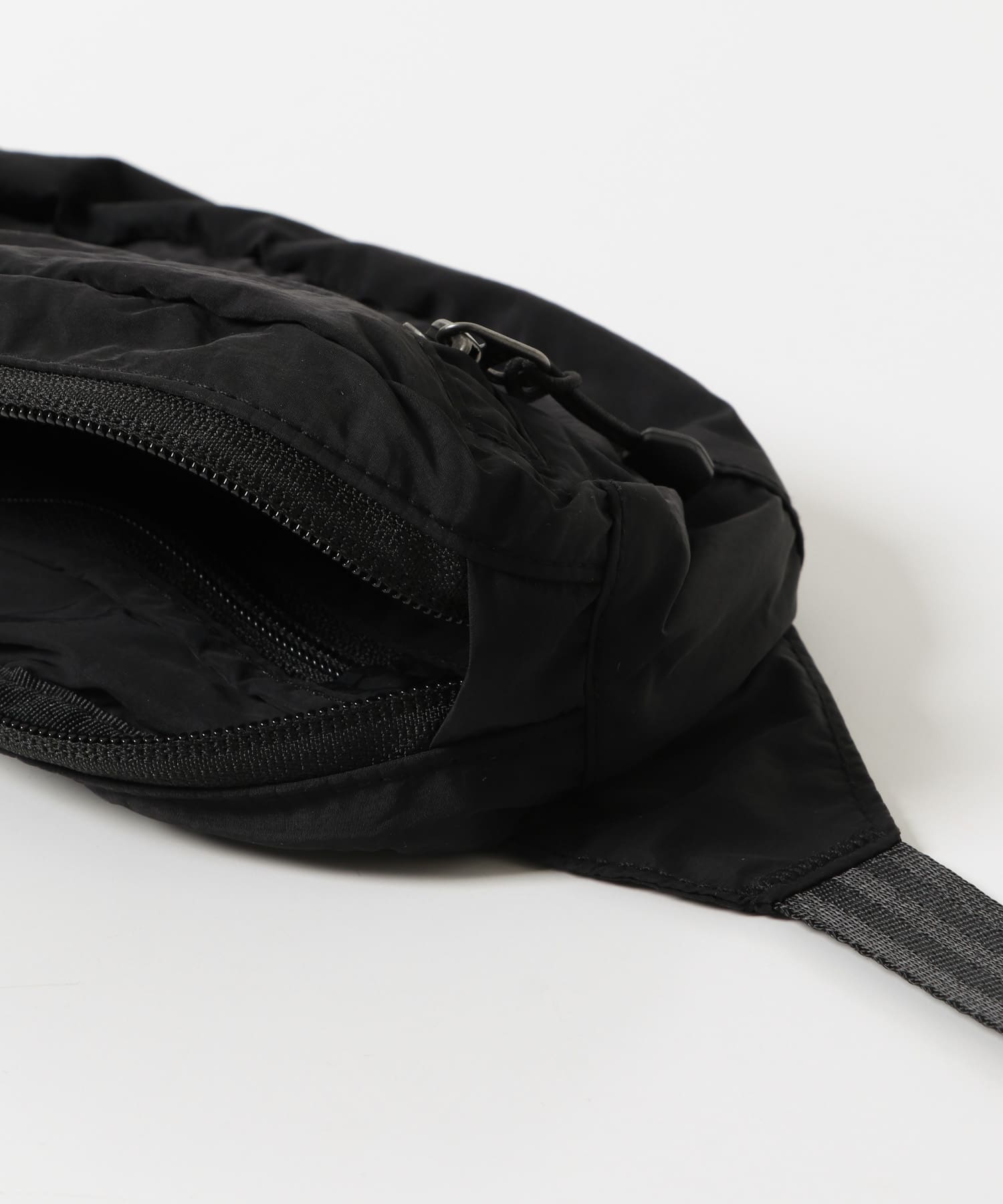 OUTDOOR EXCHANGE ショルダー BLACK -