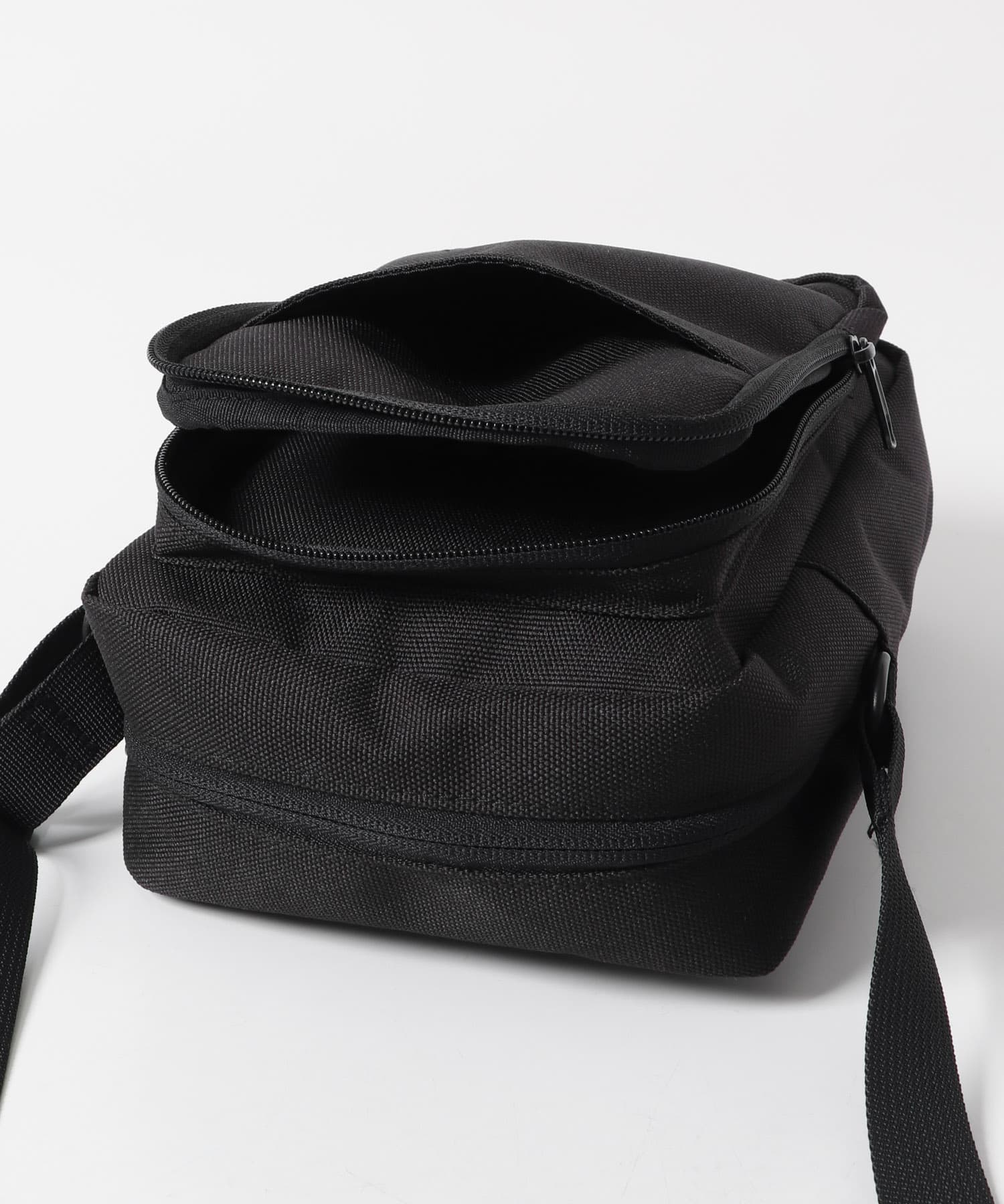 URD 撥水VERTICAL SHOULDER BLACK -