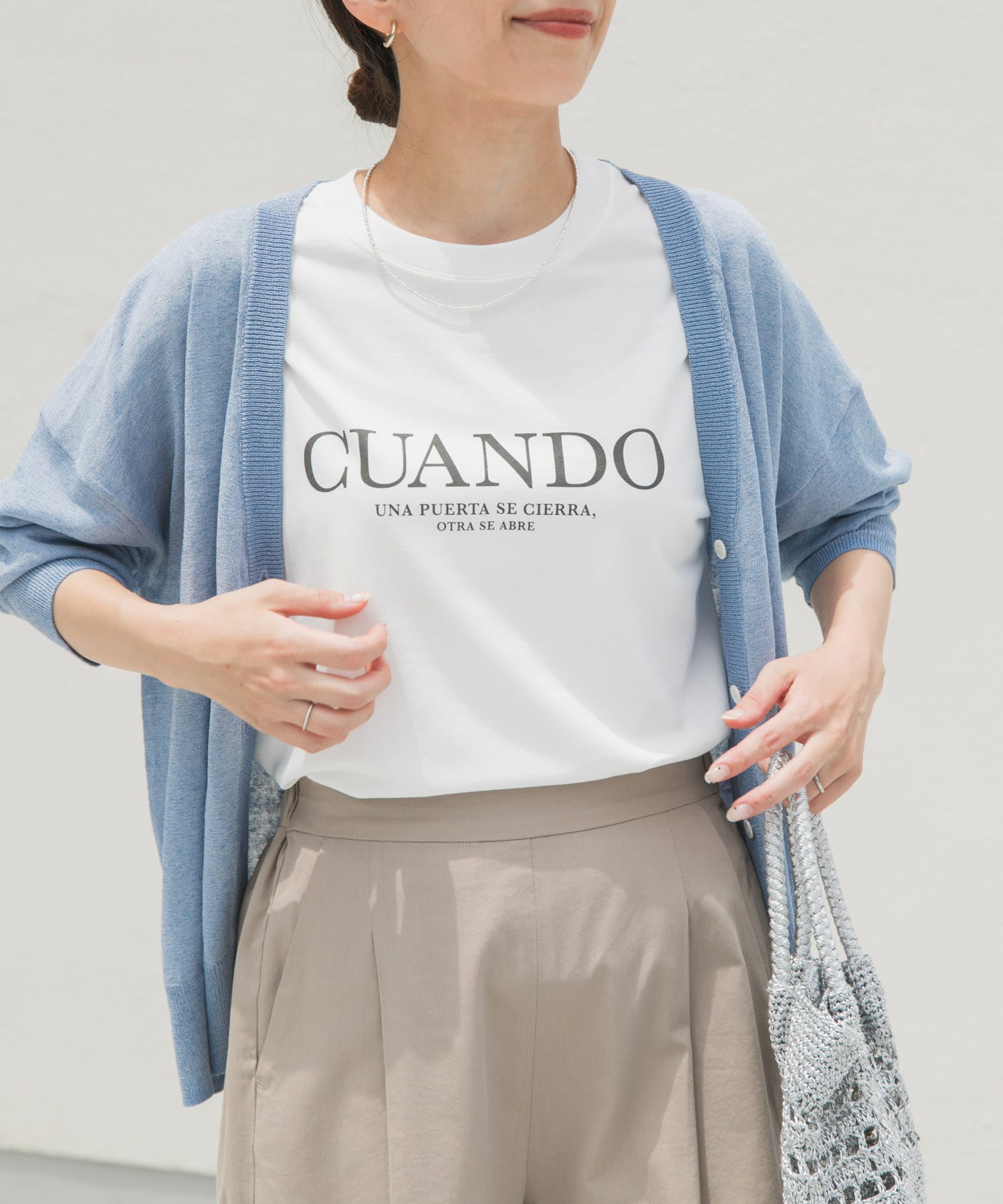 ロゴプリントTシャツ