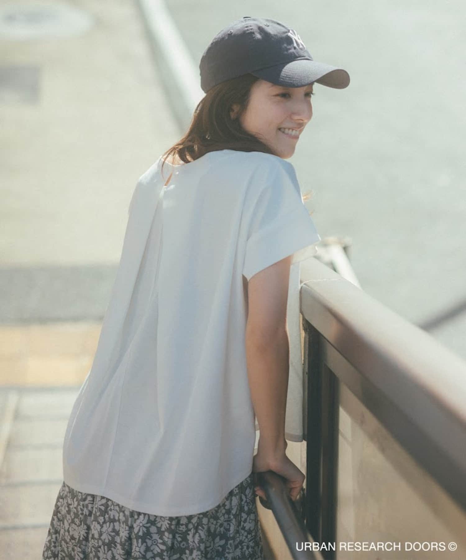 『仁村紗和さん着用』『UR TECH』サマシェアバックデザインプルオーバー