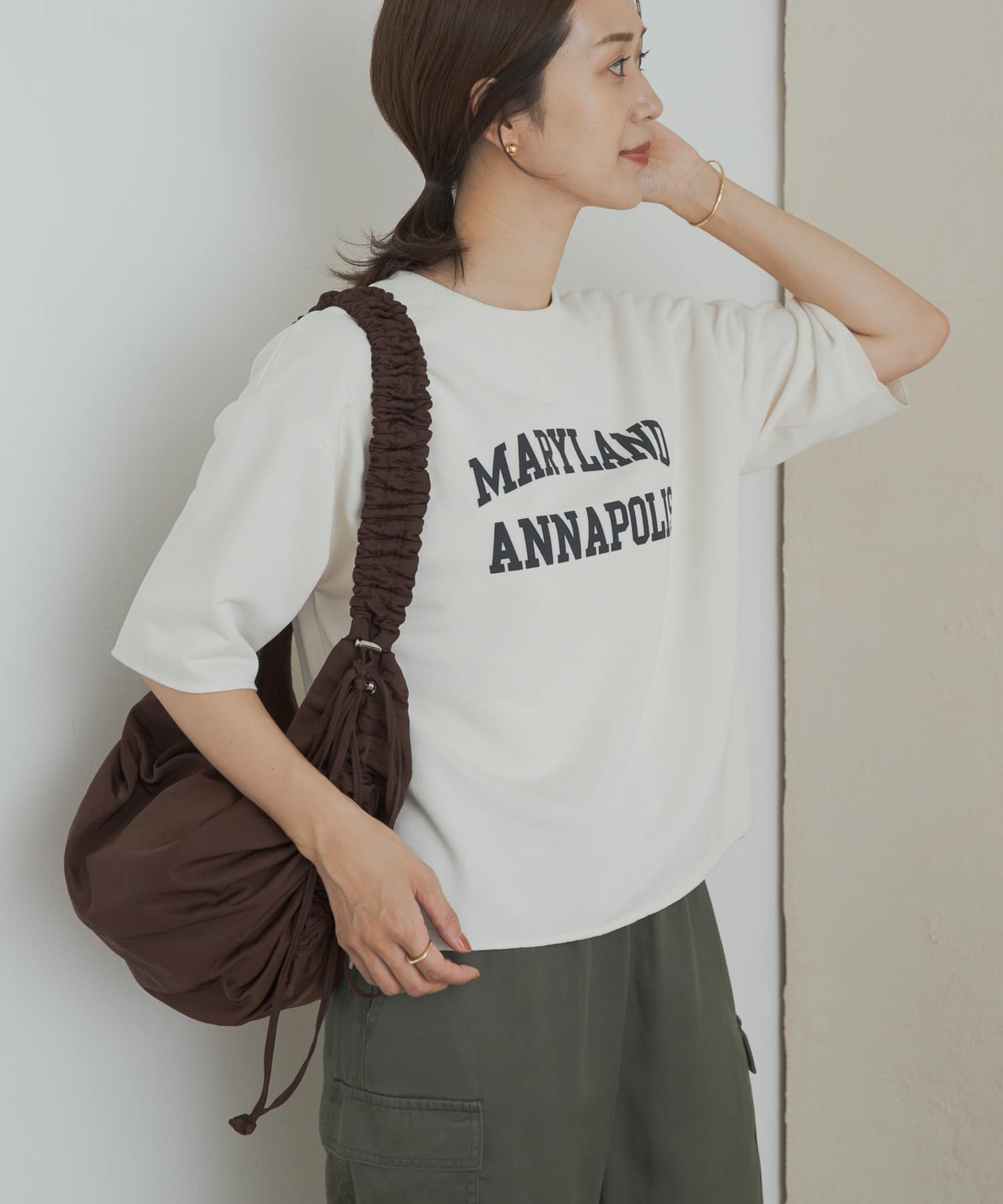 OFF WHITE