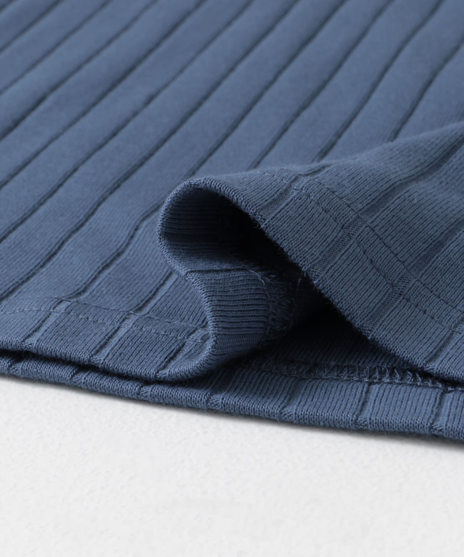 針抜きノースリーブカットソー BLUE M