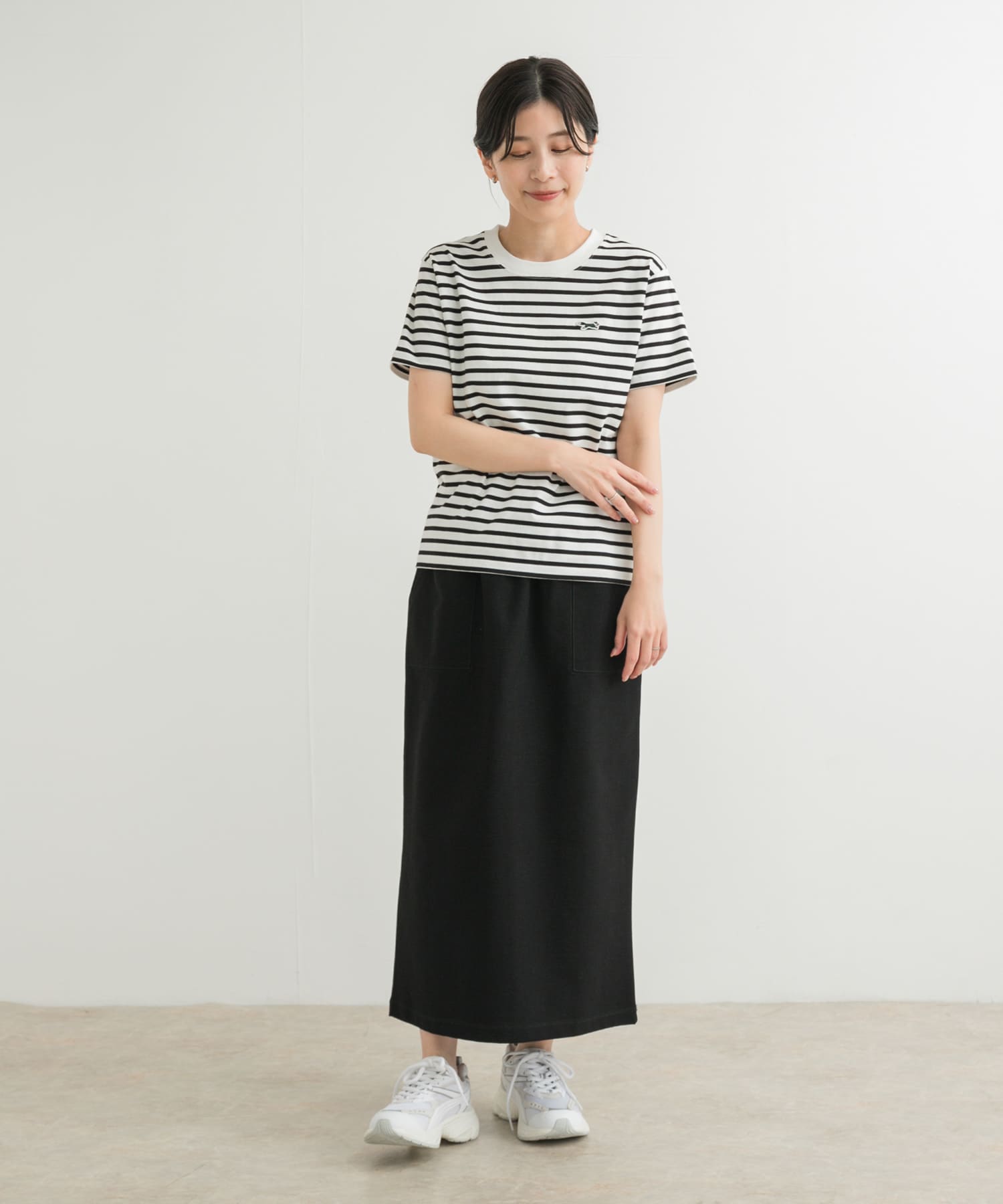 WHT×BLK