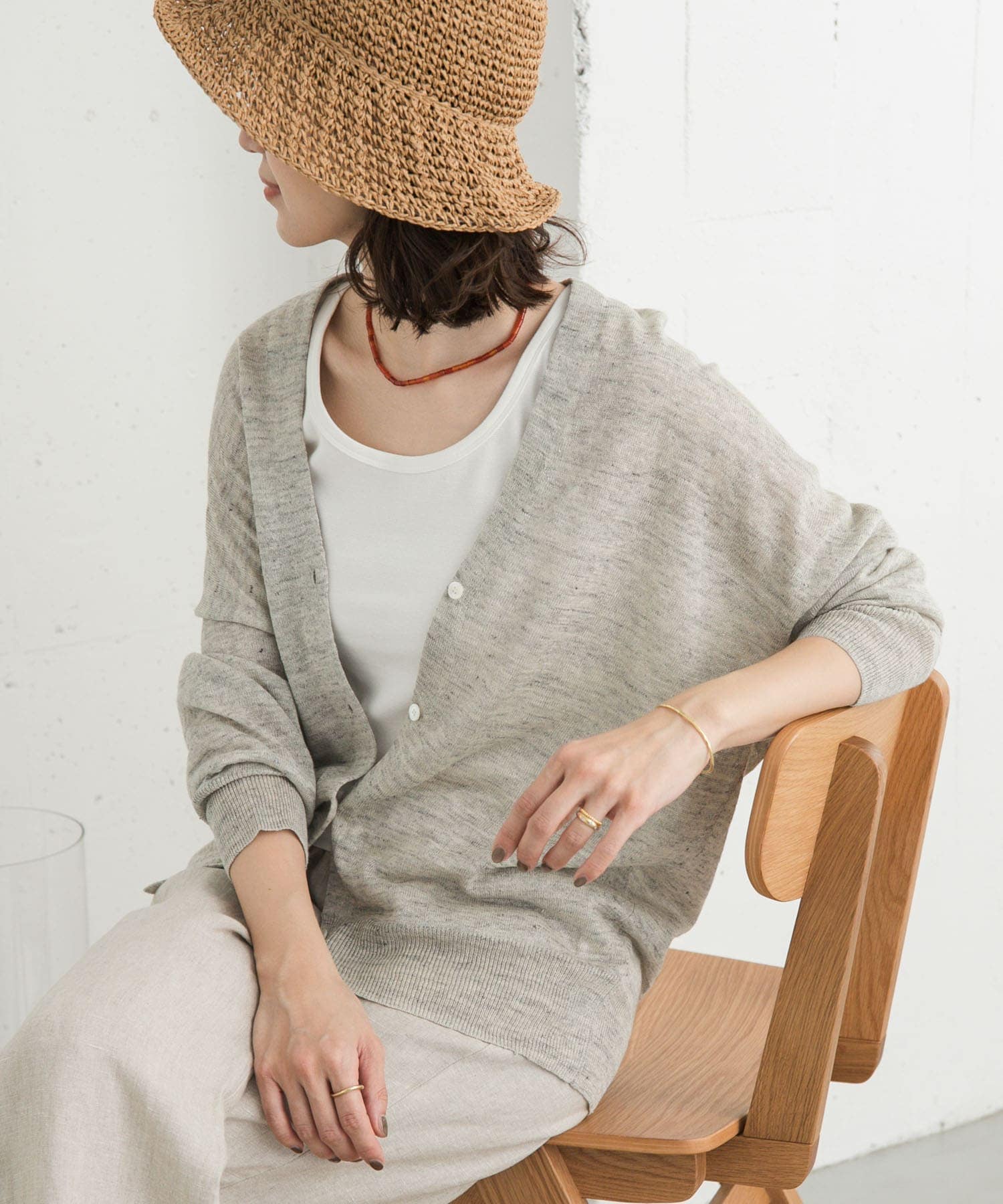 リネンVネックカーディガン