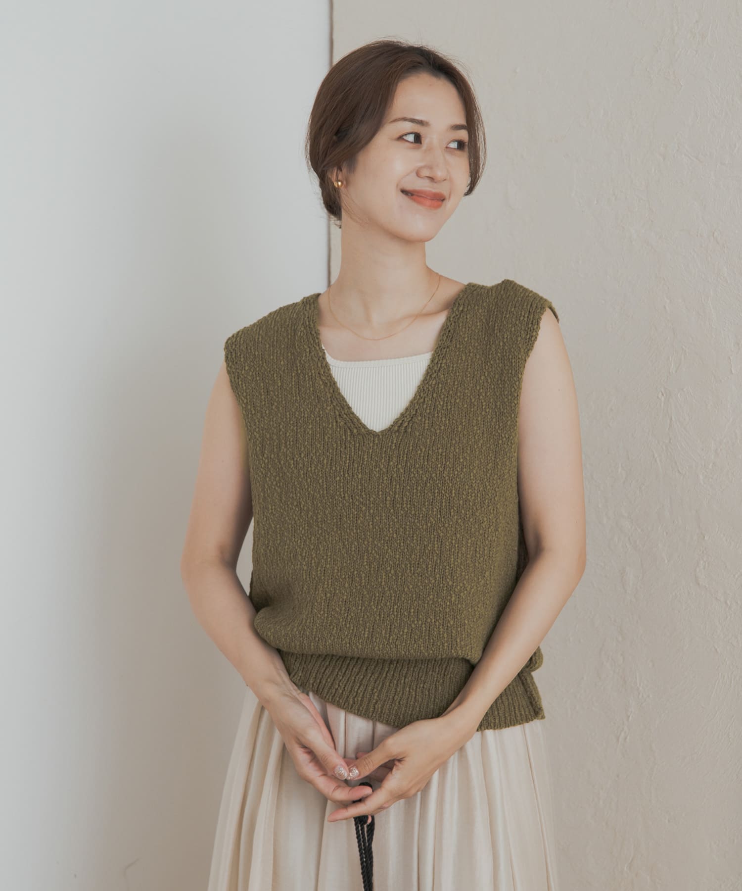 KHAKI