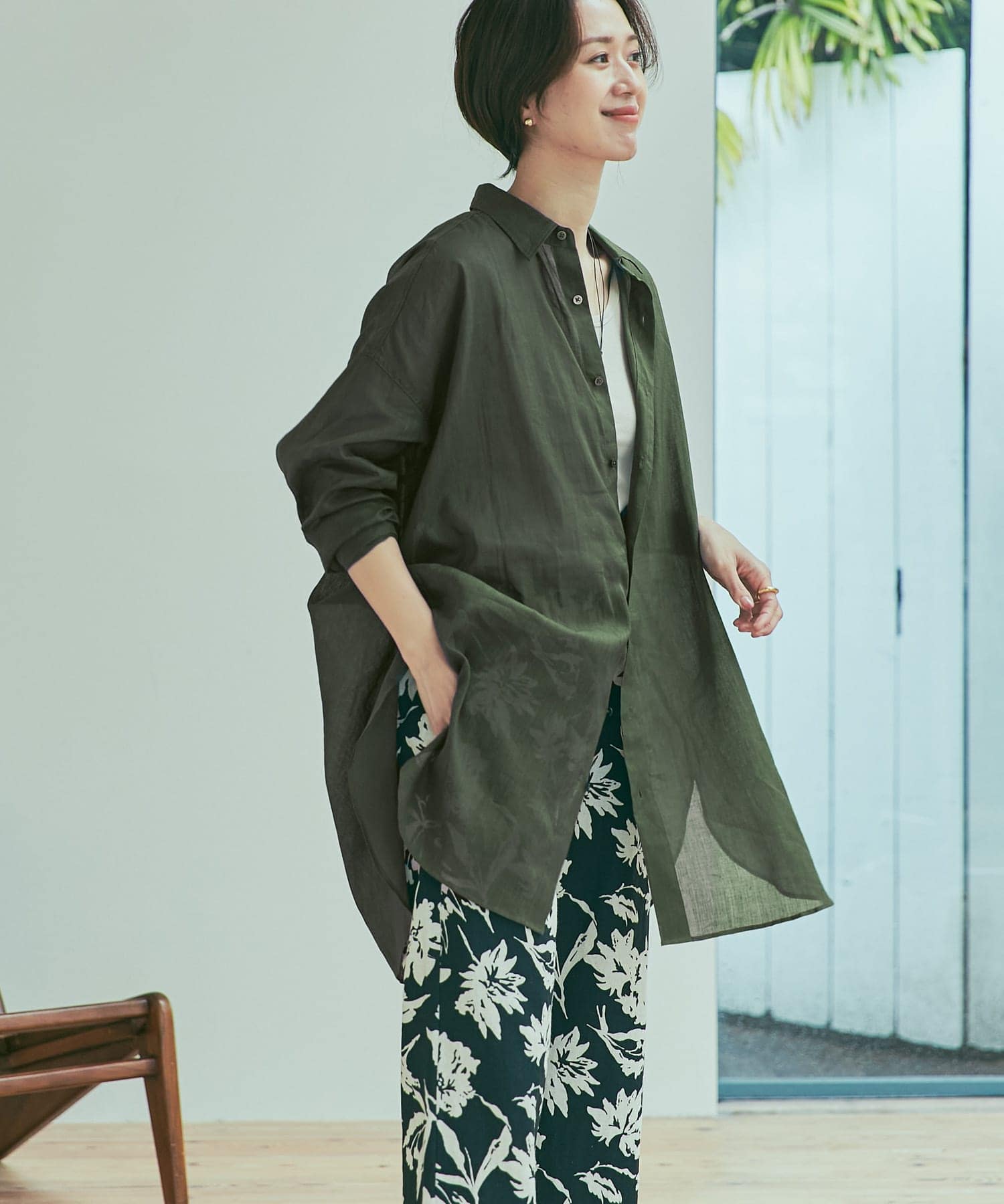KHAKI