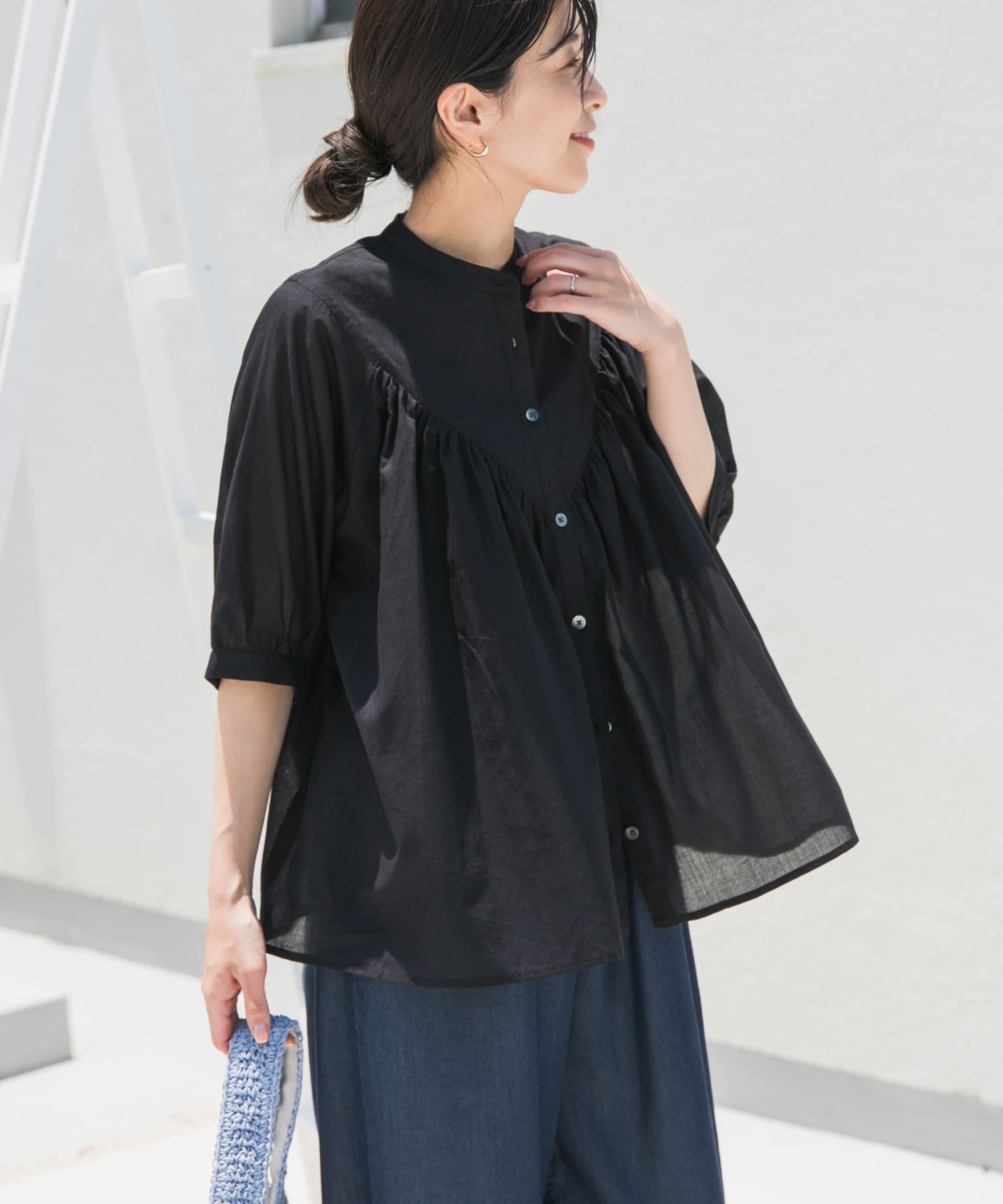 コットンボイルV切替ギャザーブラウス