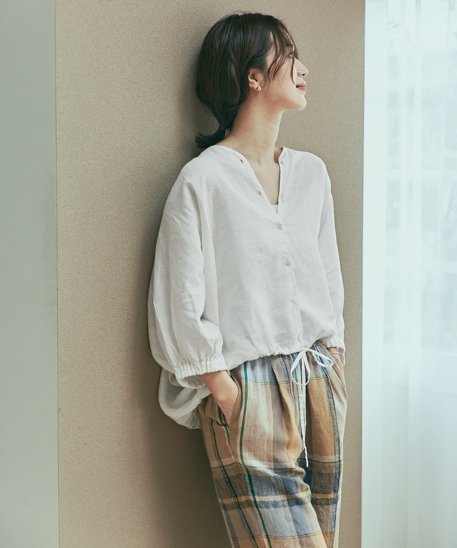 OFF WHITE