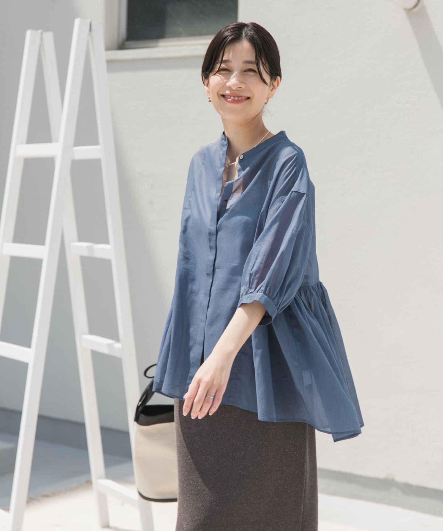 【未使用級】ADORE ギャザードルマンスリーブブラウス全開ファスナー紺 M UR TECH』ボイルサイドギャザーブラウス(M CHERRY): トップス｜URBAN