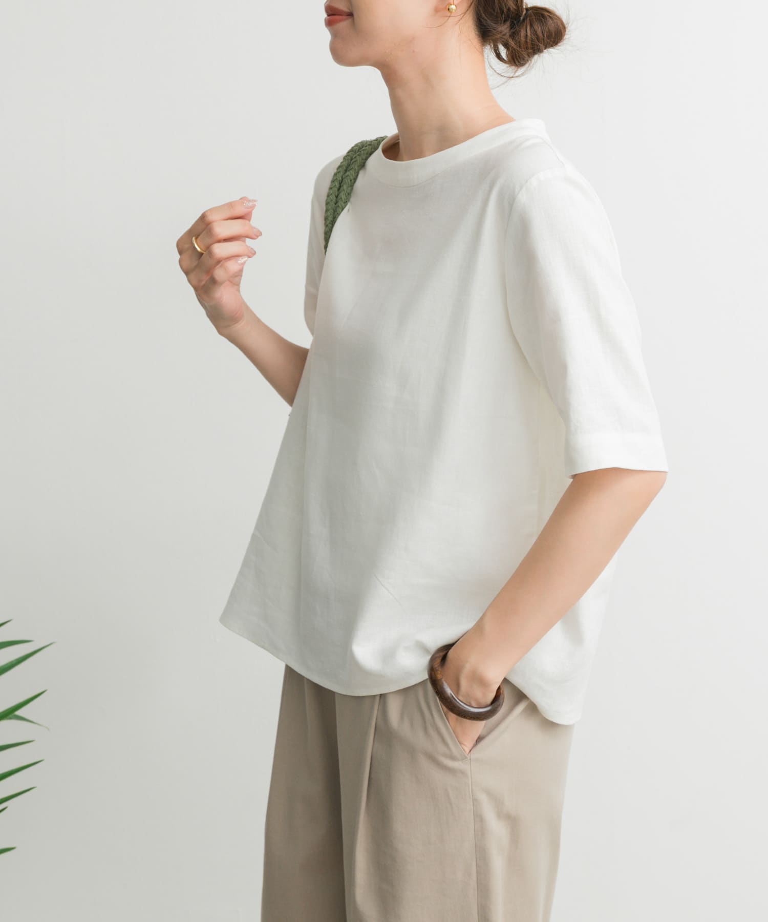 OFF WHITE