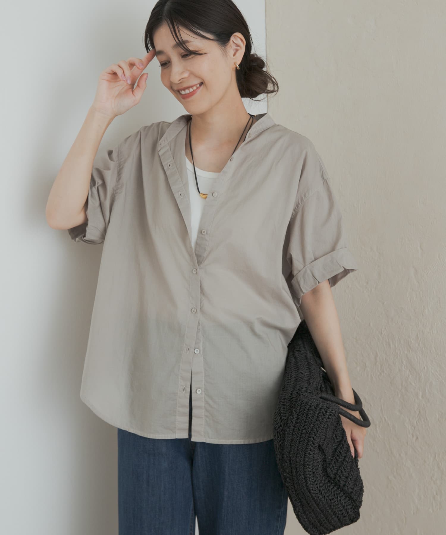 製品染めロールスリーブブラウス