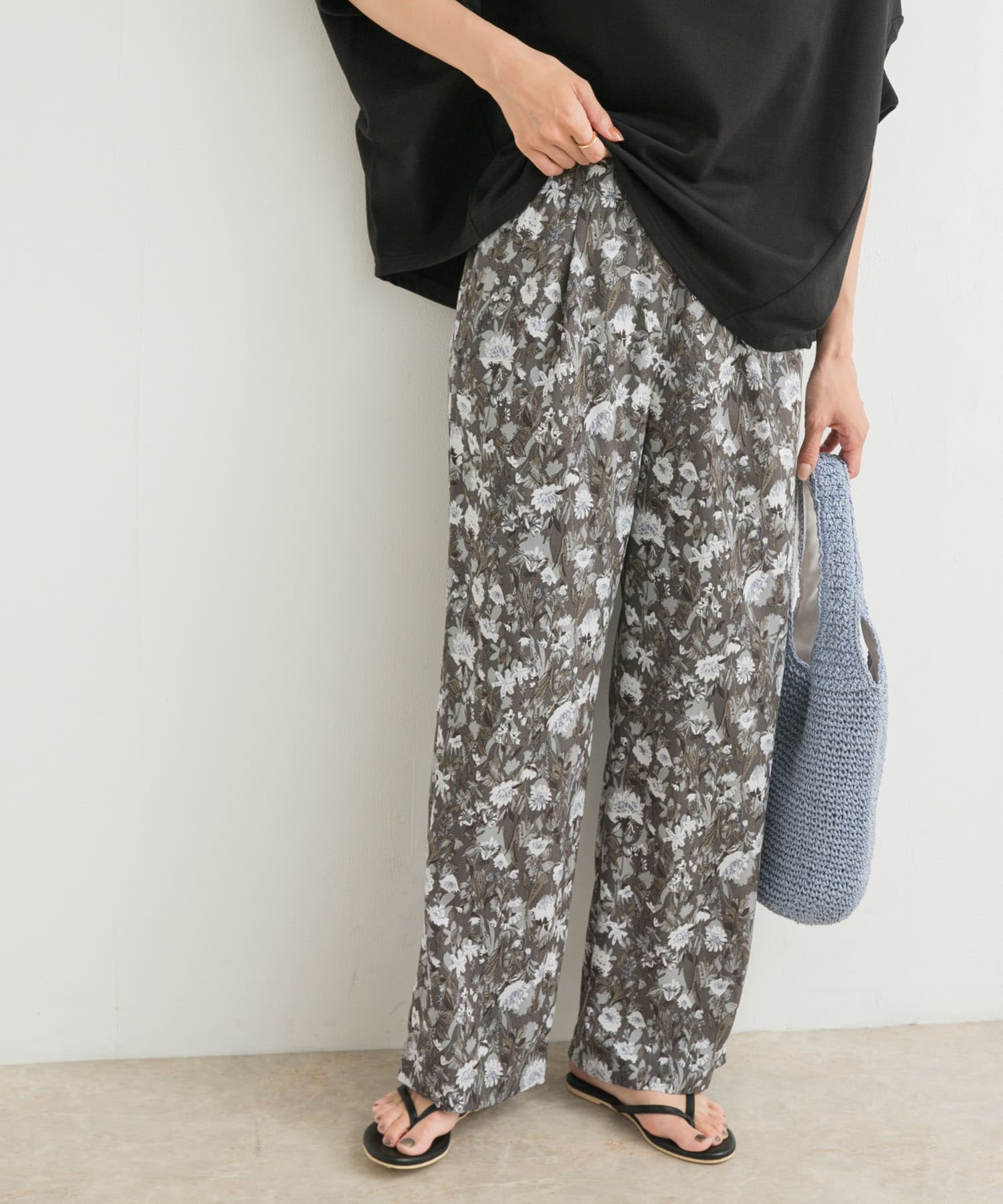 『イージーケア/接触冷感』フラワープリントイージーパンツ