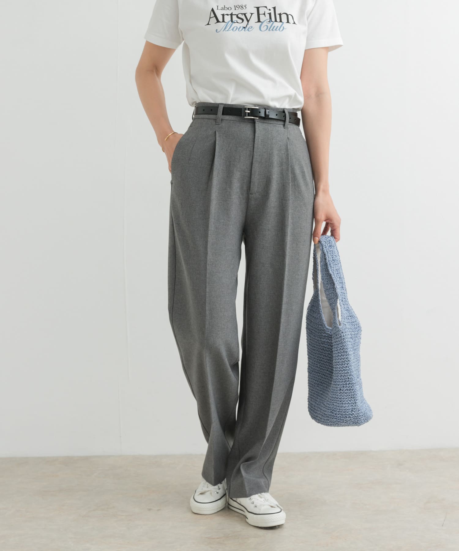 『UR TECH DRYLUXE』センタープレスストレートパンツ