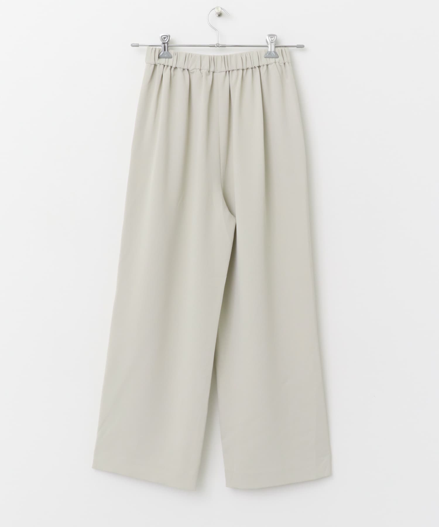 L.BEIGE