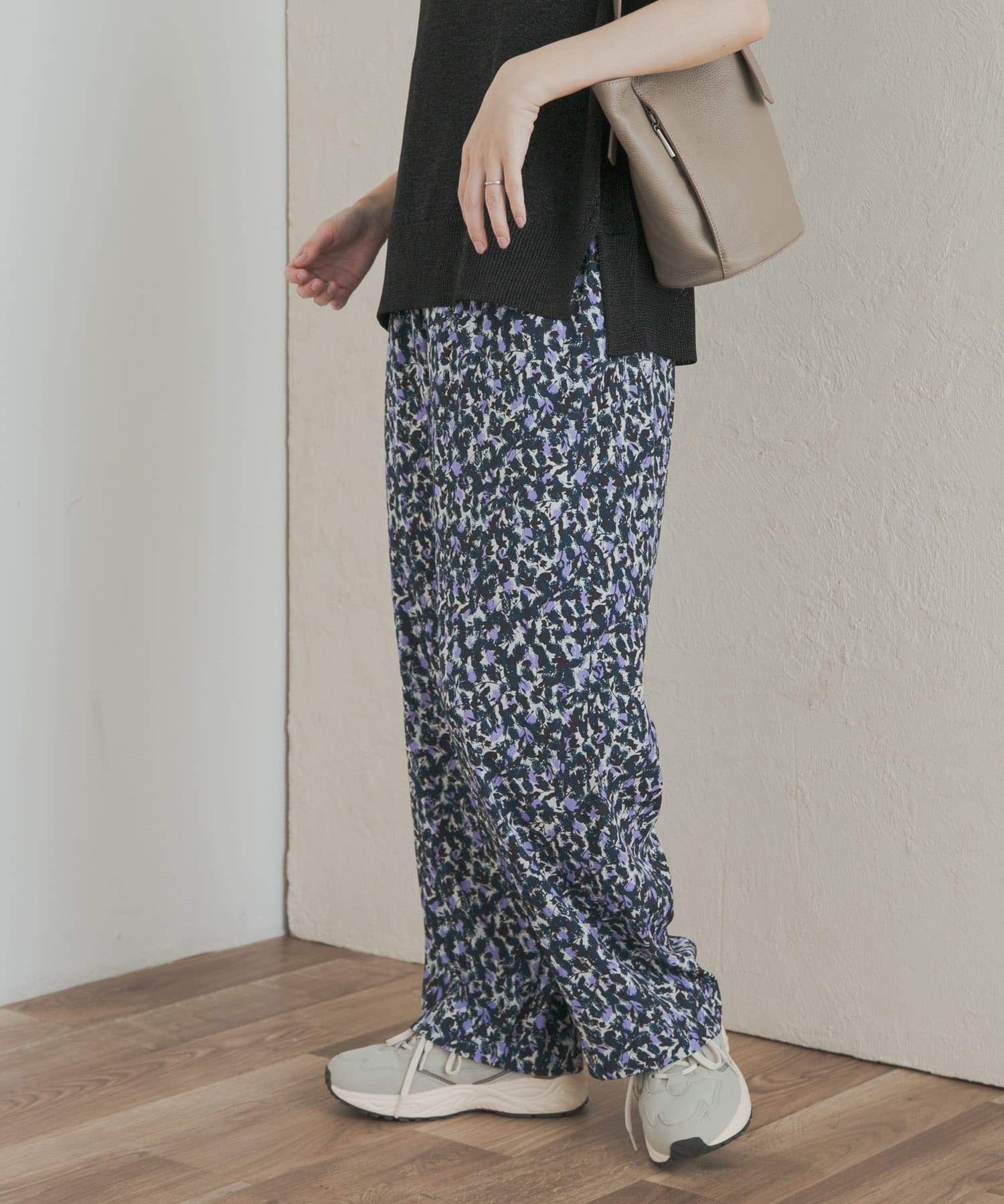 『接触冷感/吸水速乾/イージーケア』フラワープリントドライタッチリラックスパンツ