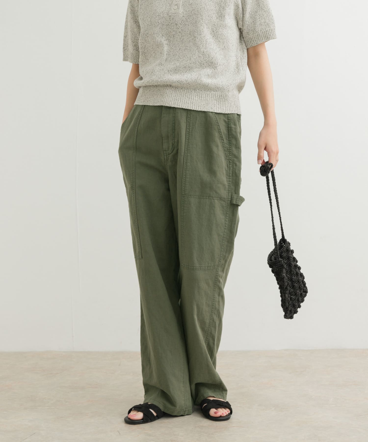 KHAKI