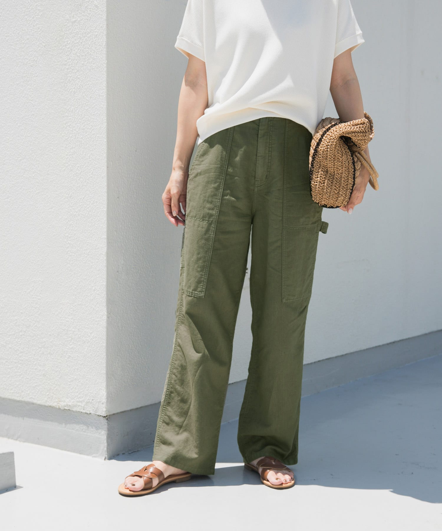 KHAKI