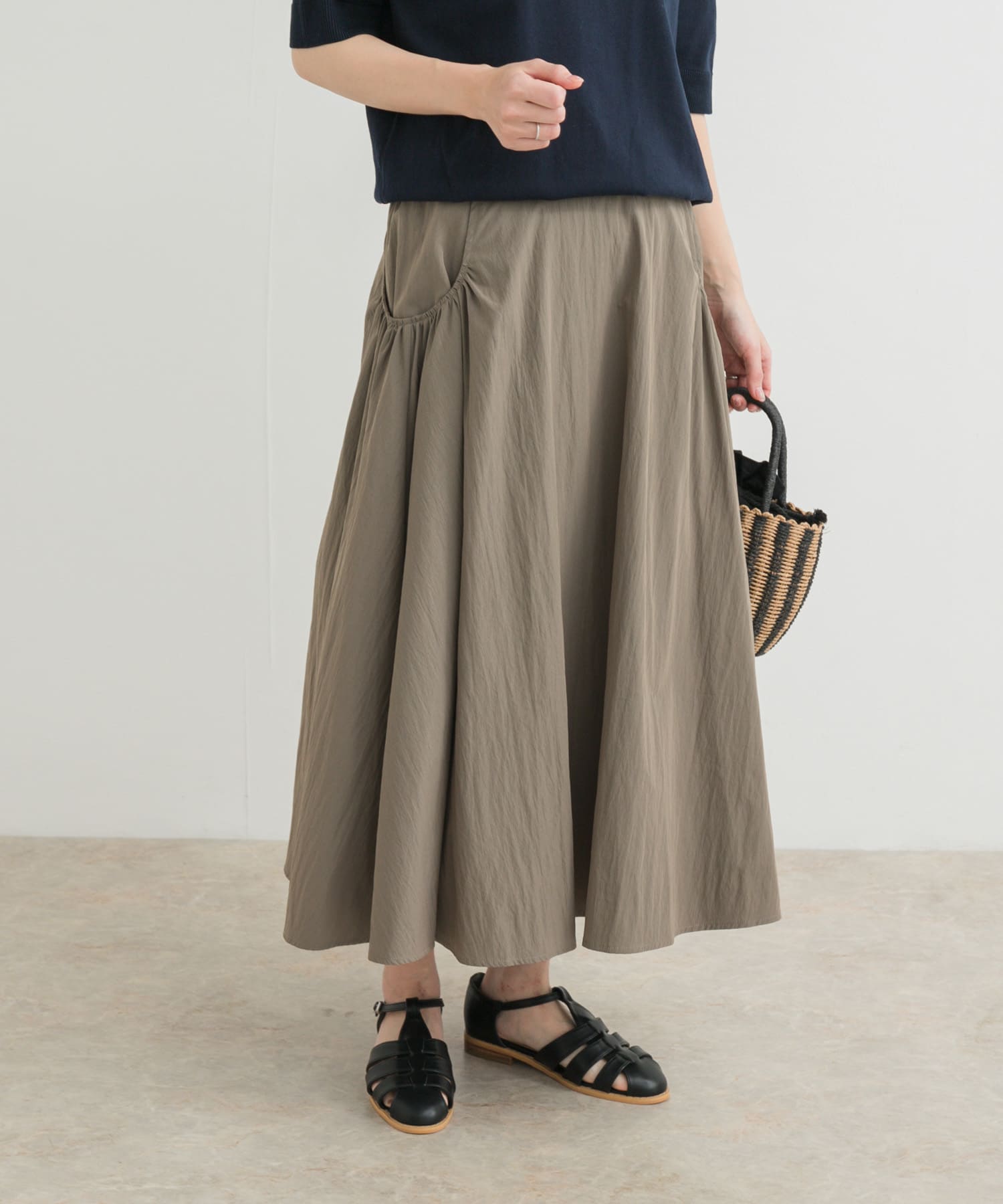 KHAKI