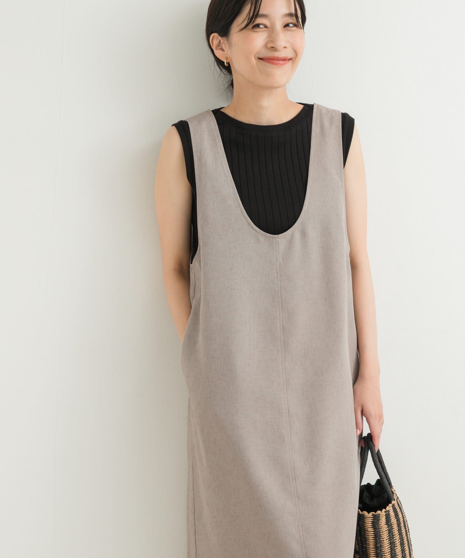 ドライタッチUネックジャンパースカート