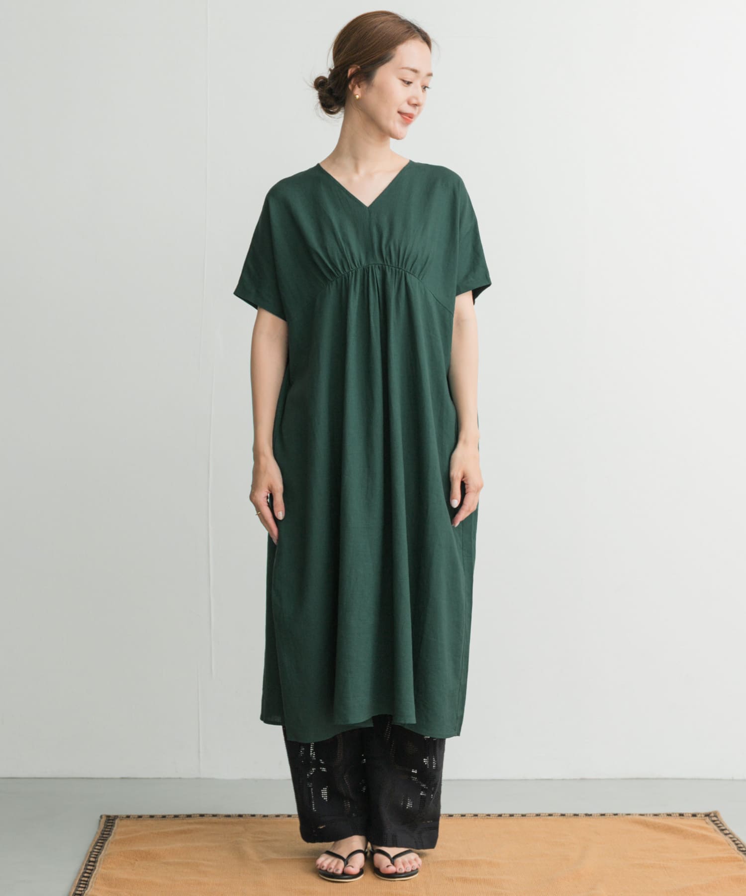 GREEN