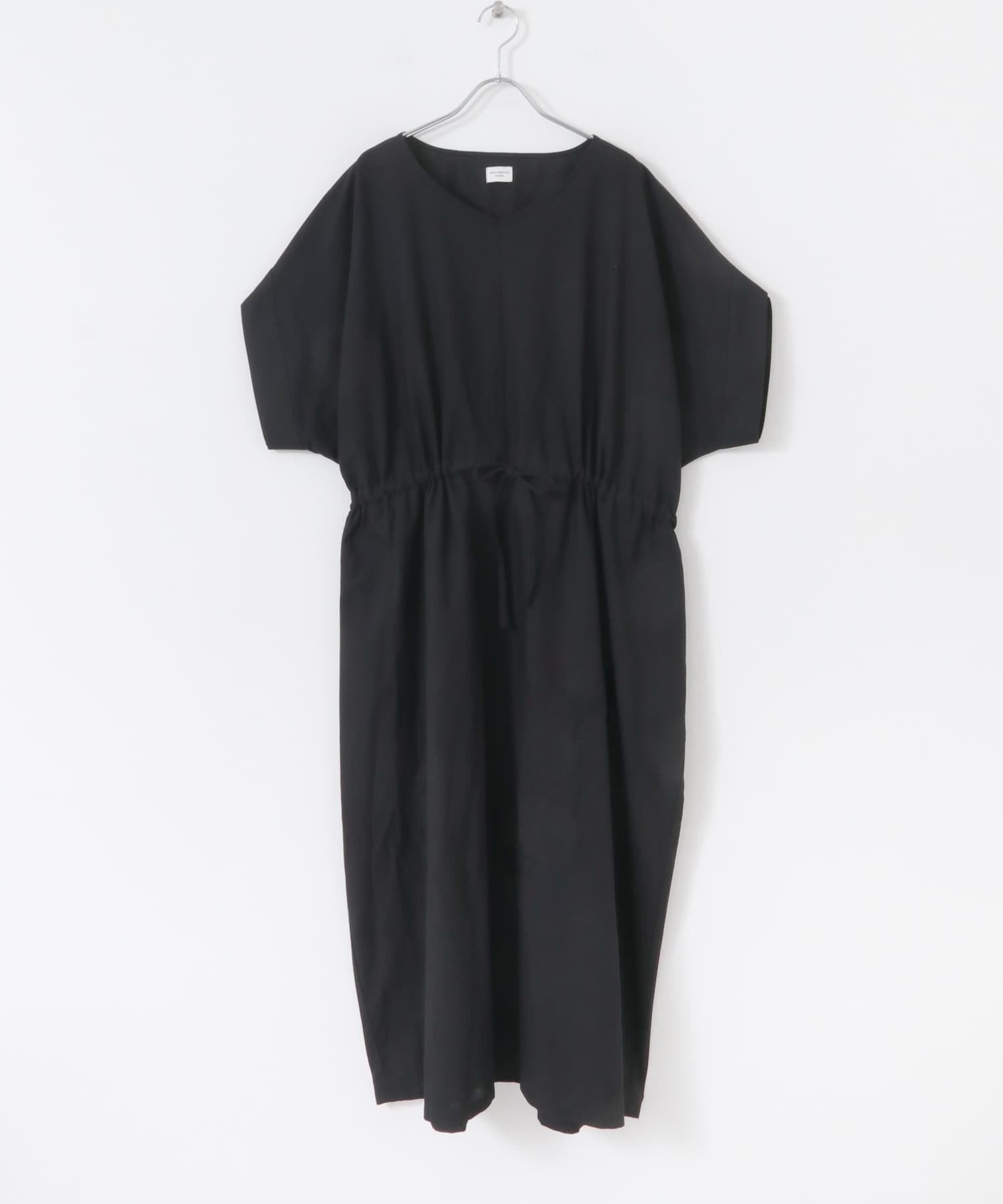 【未使用　タグ付き】アドーア　モダールエステルワンピース　リボン　ギャザー 新作入荷情報〈ダブルクロスショルダーギャザーワンピース