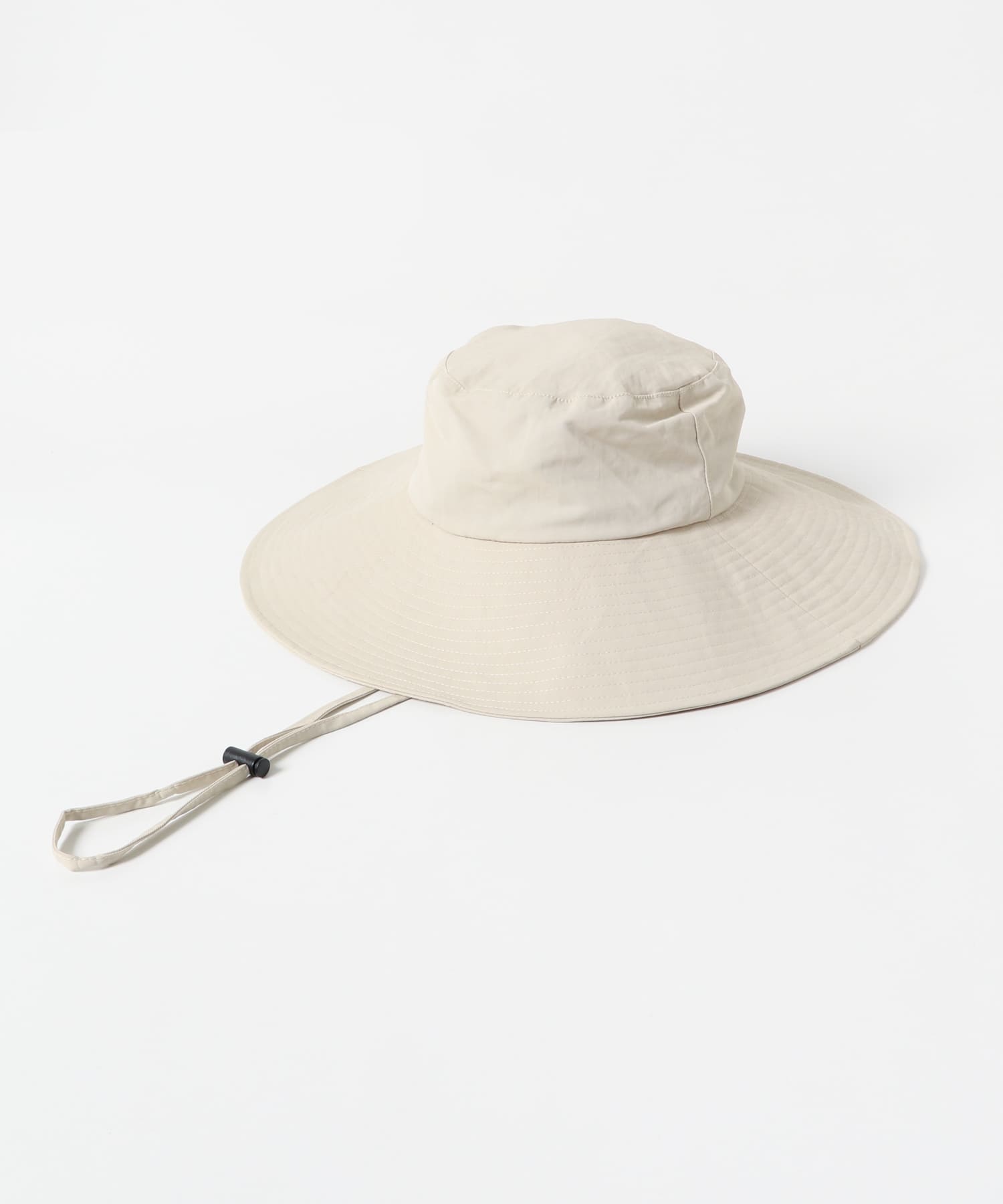 L.BEIGE